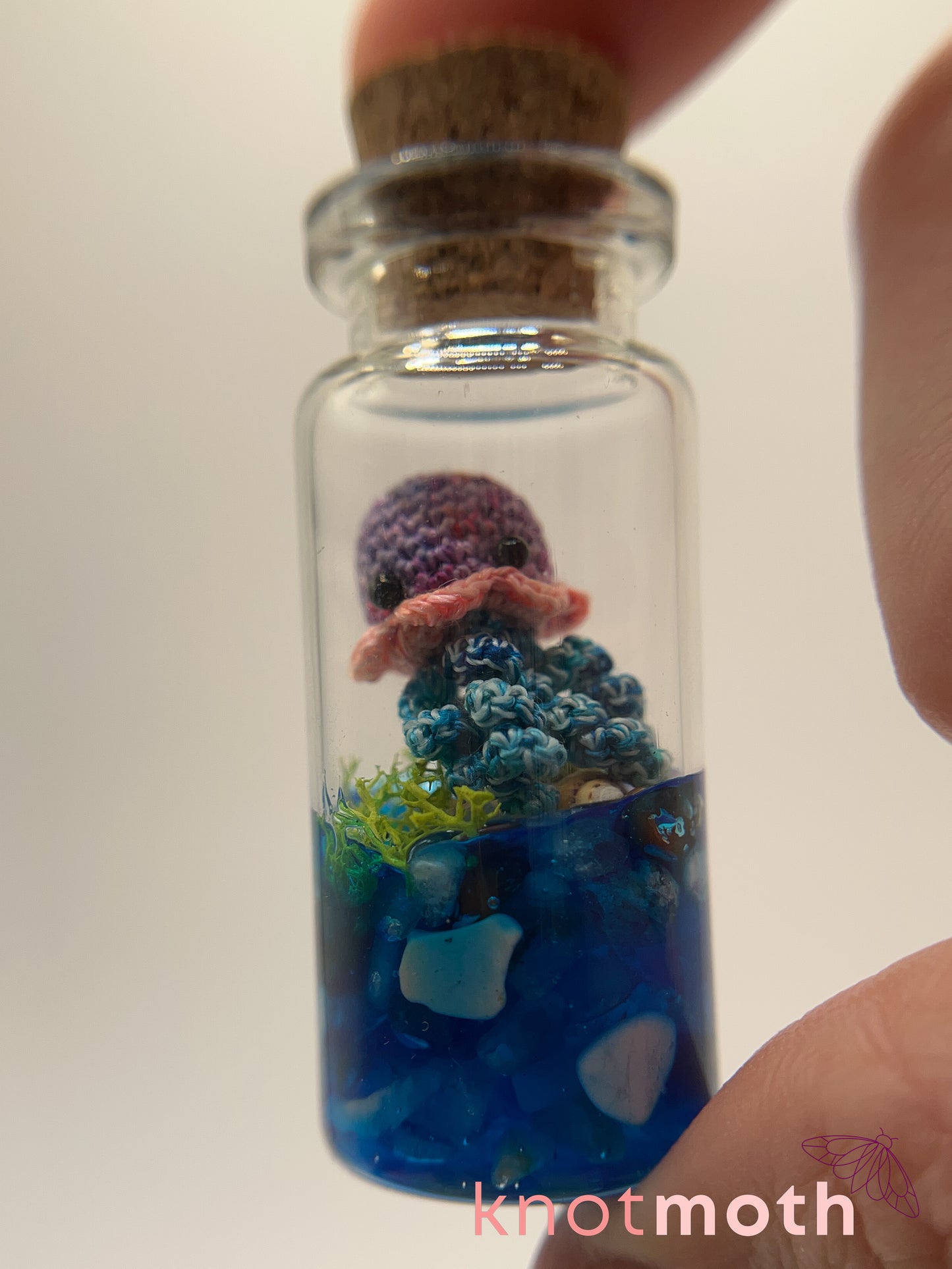 Luz Jellyfish Glow-in-the-Dark Micro Crochet Trinket Jar
