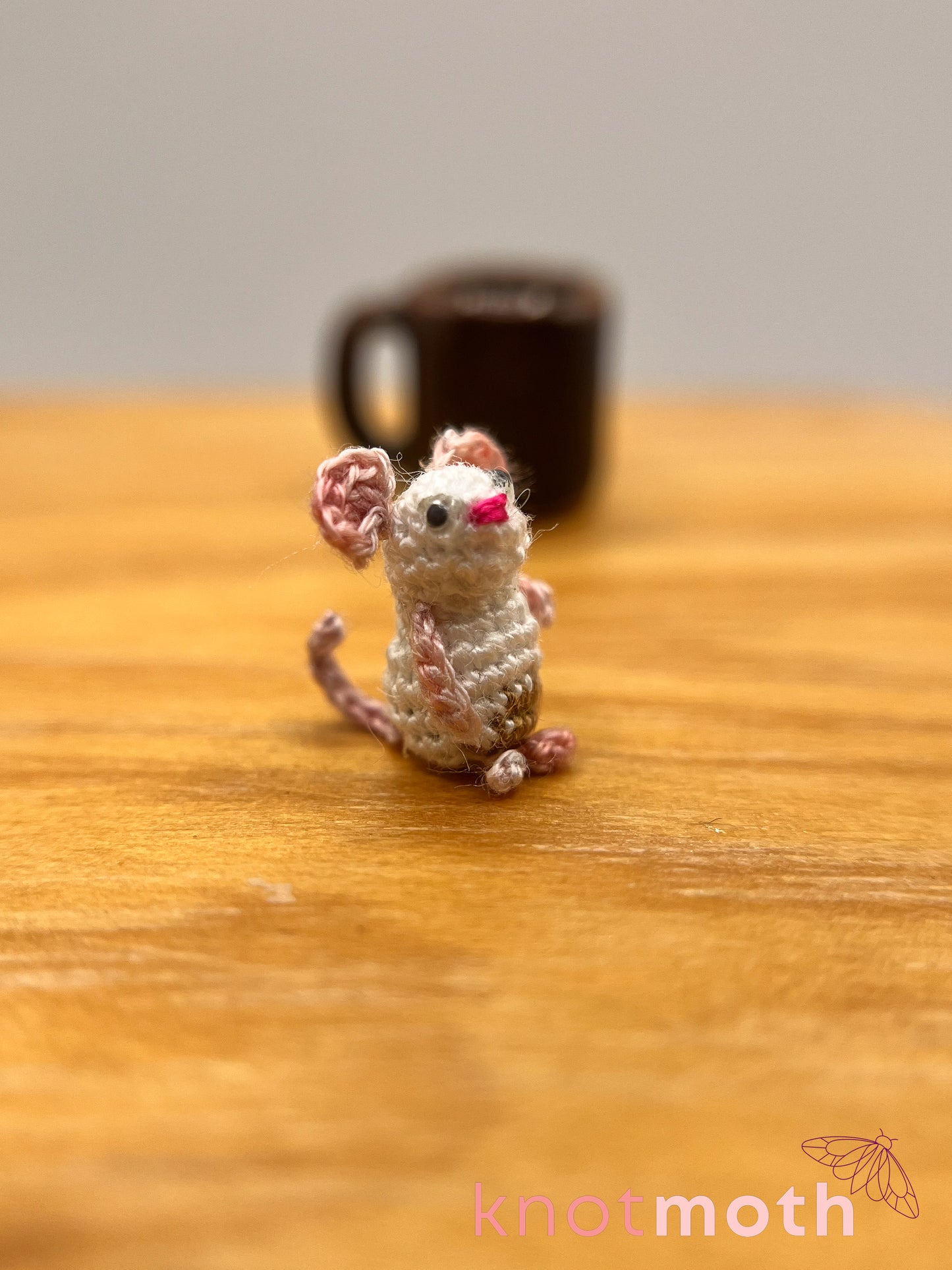 max mouse micro crochet mug trinket
