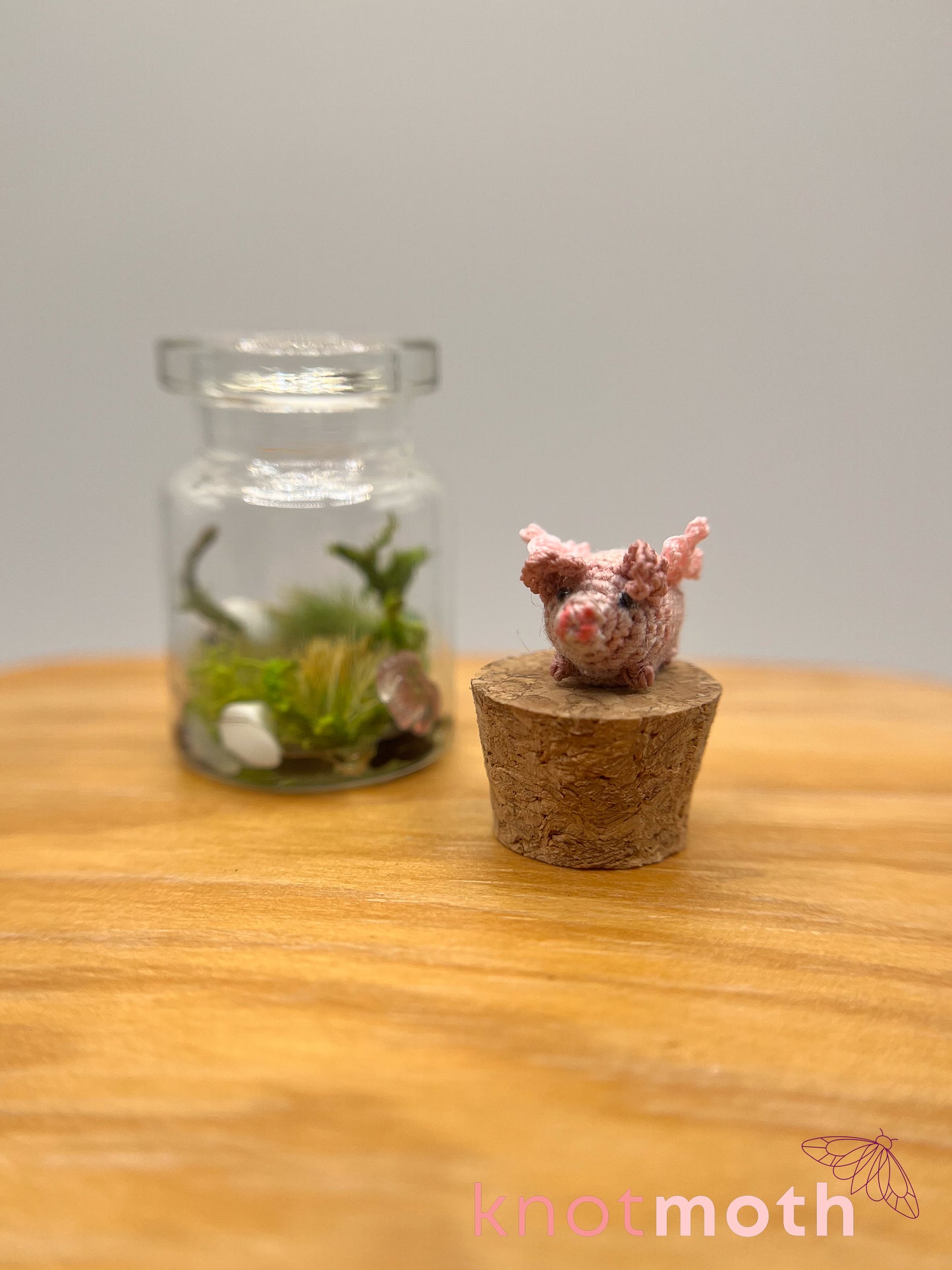 patrick flying pig micro crochet jar