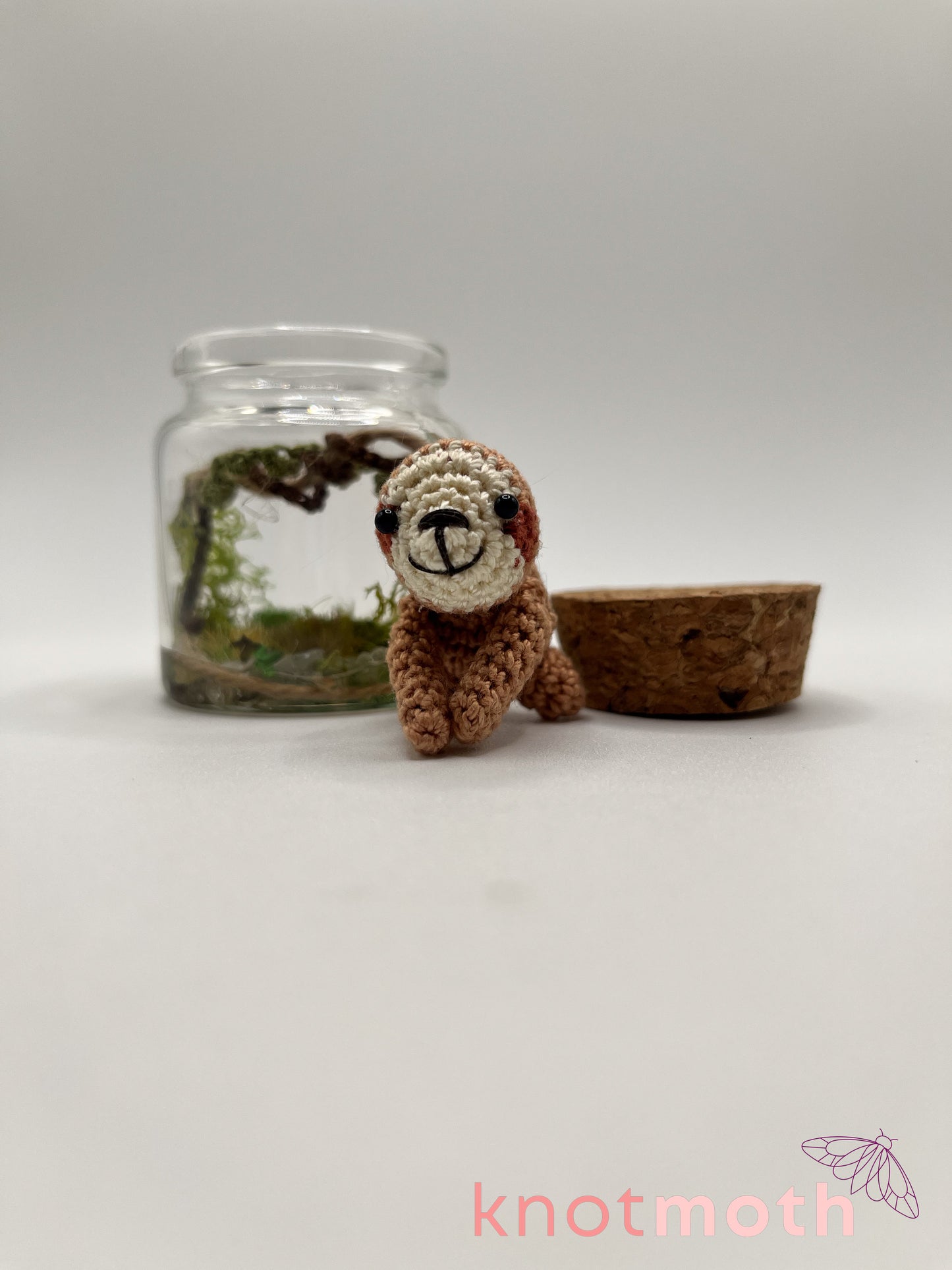 sydney sloth & vines micro crochet jar