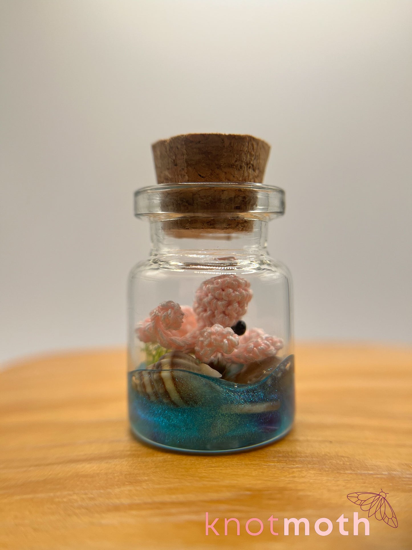 presley octopus glow-in-the-dark micro crochet jar