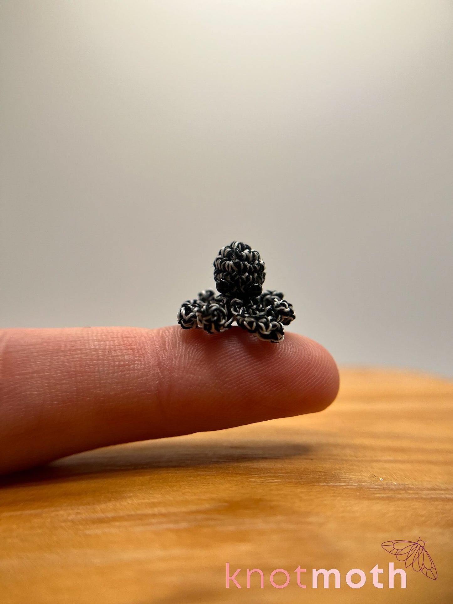ozzy octopus glow-in-the-dark micro crochet jar