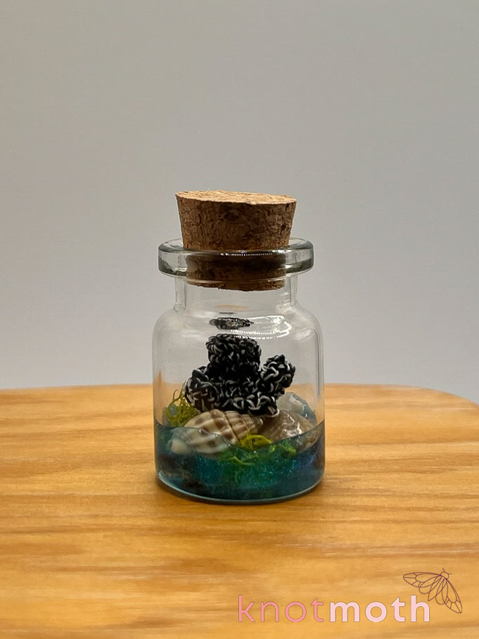 ozzy octopus glow-in-the-dark micro crochet jar