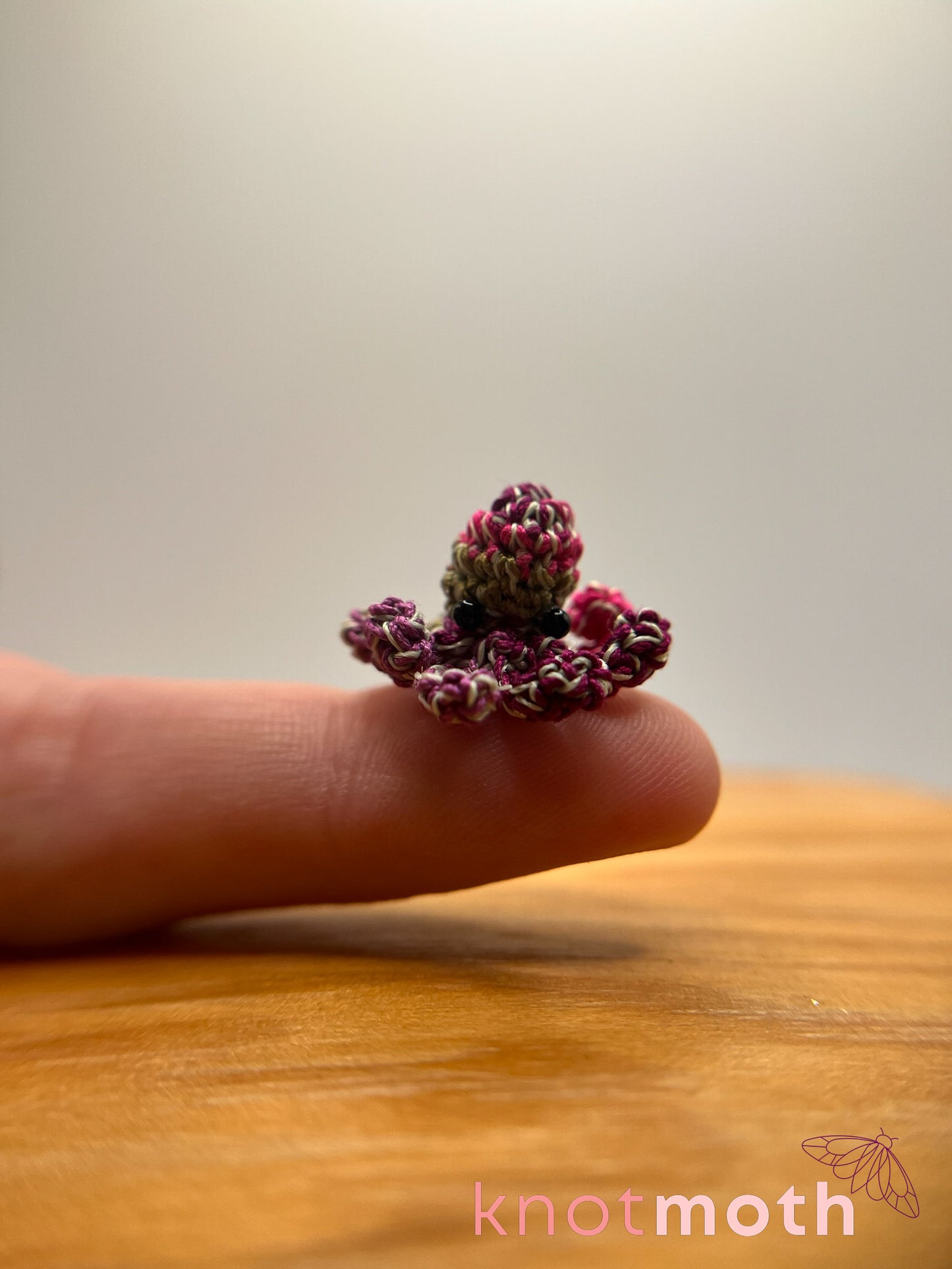 sucker octopus glow-in-the-dark micro crochet jar