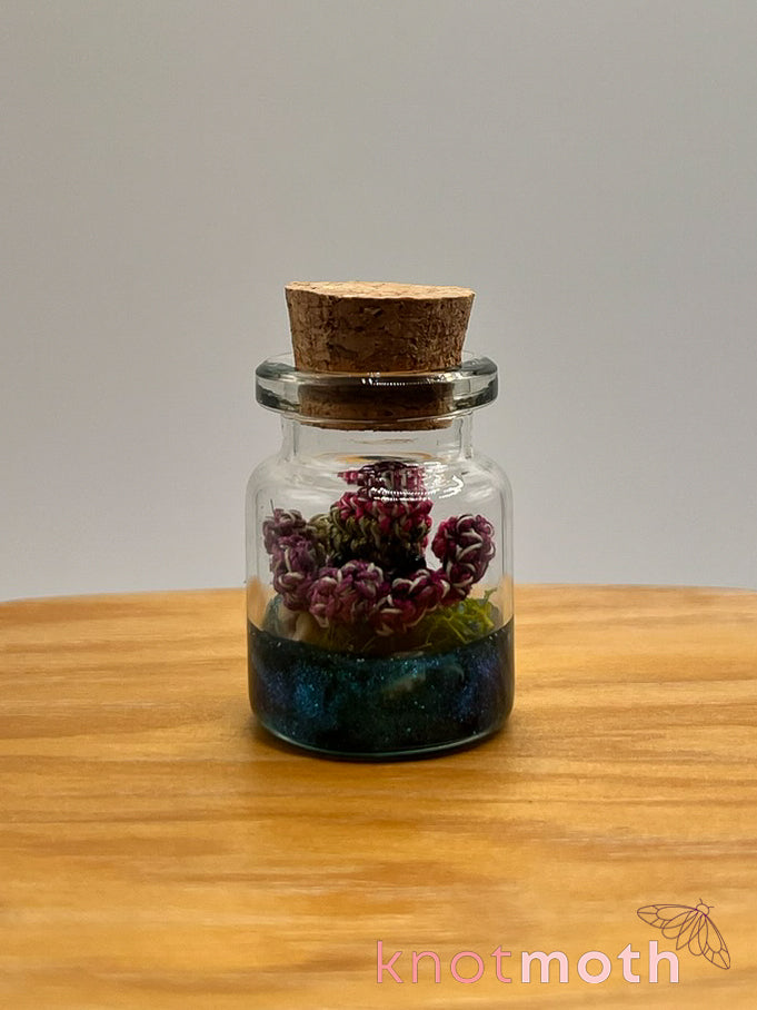sucker octopus glow-in-the-dark micro crochet jar
