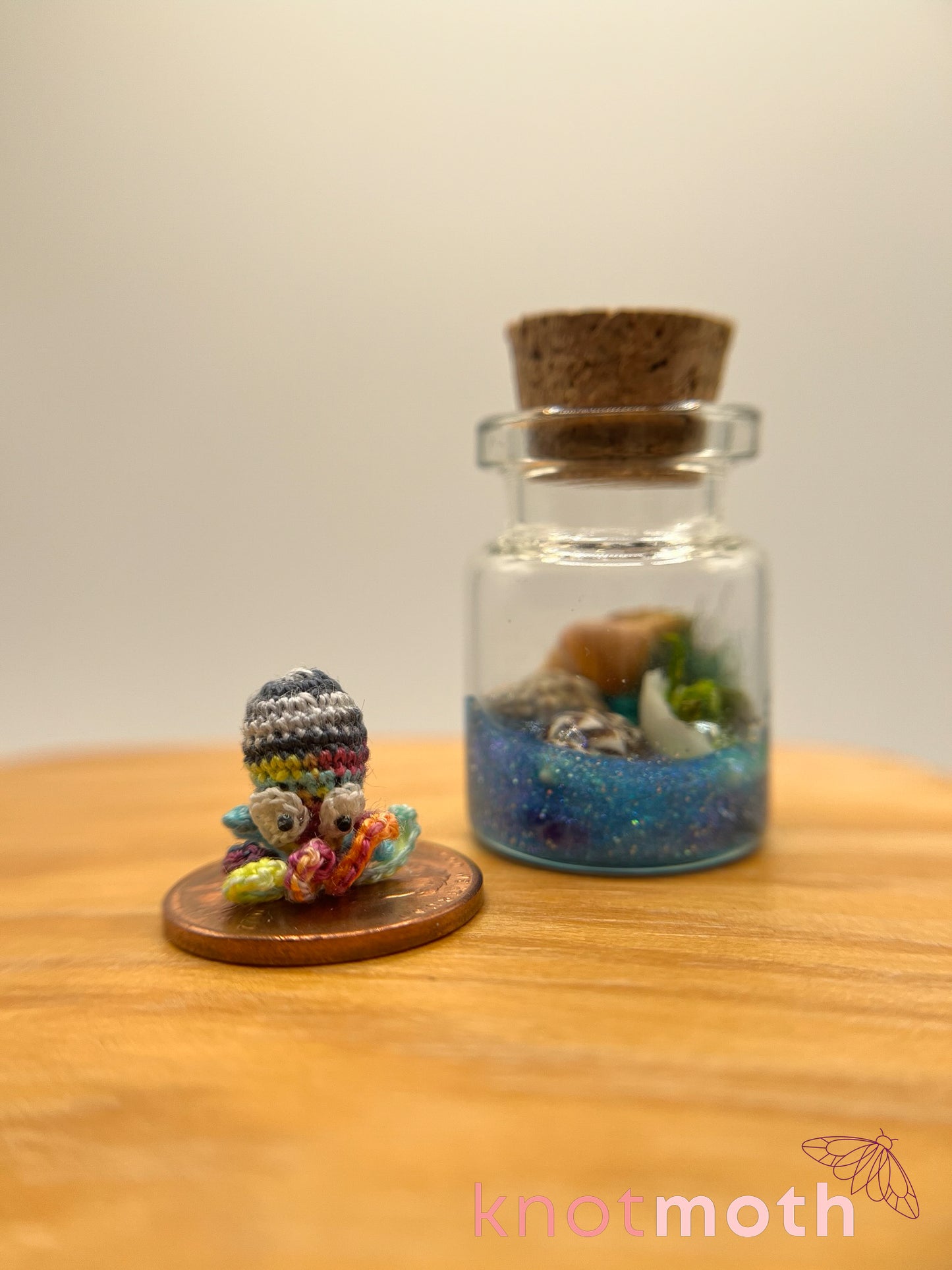 tenty octopus micro crochet jar