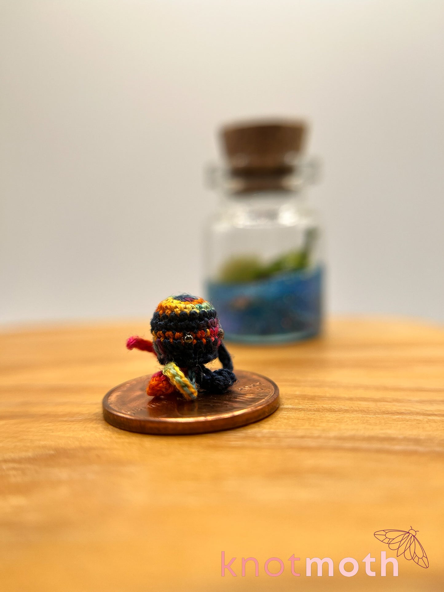 jasper jellyfish micro crochet jar