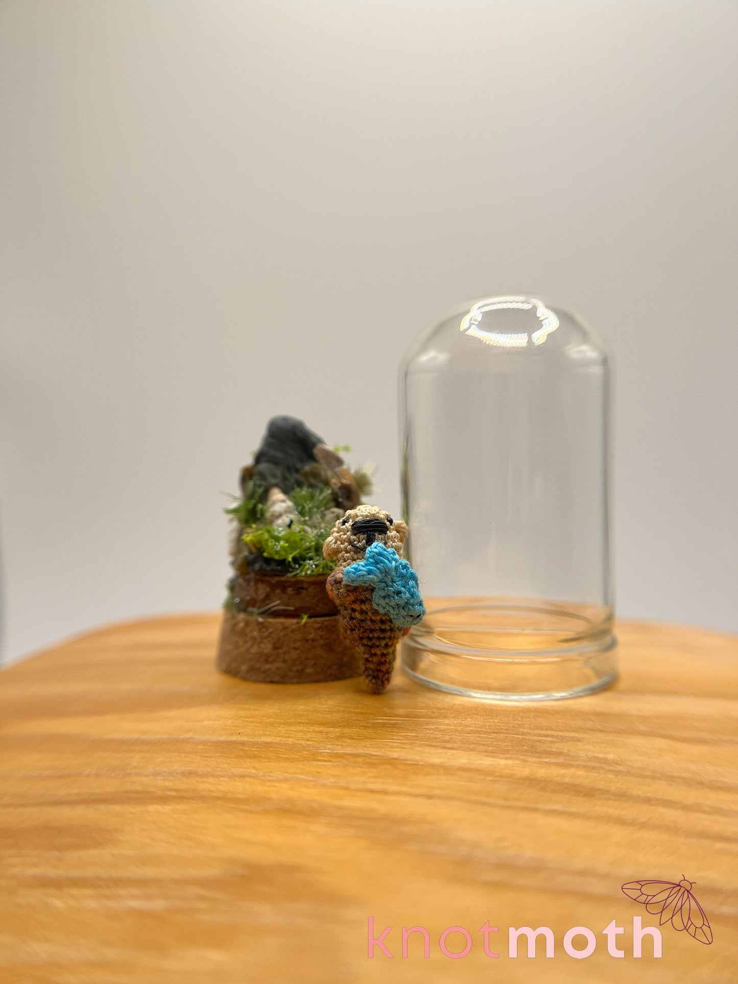 thomas otter micro crochet cloche jar