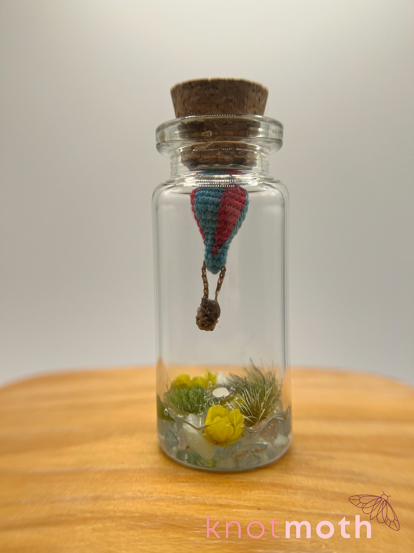 hot air balloon micro crochet jar