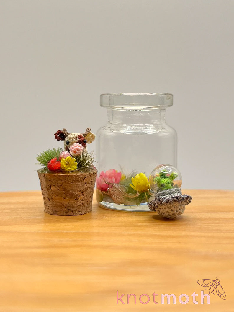 elexa alien & bessie cow abduction micro crochet jar