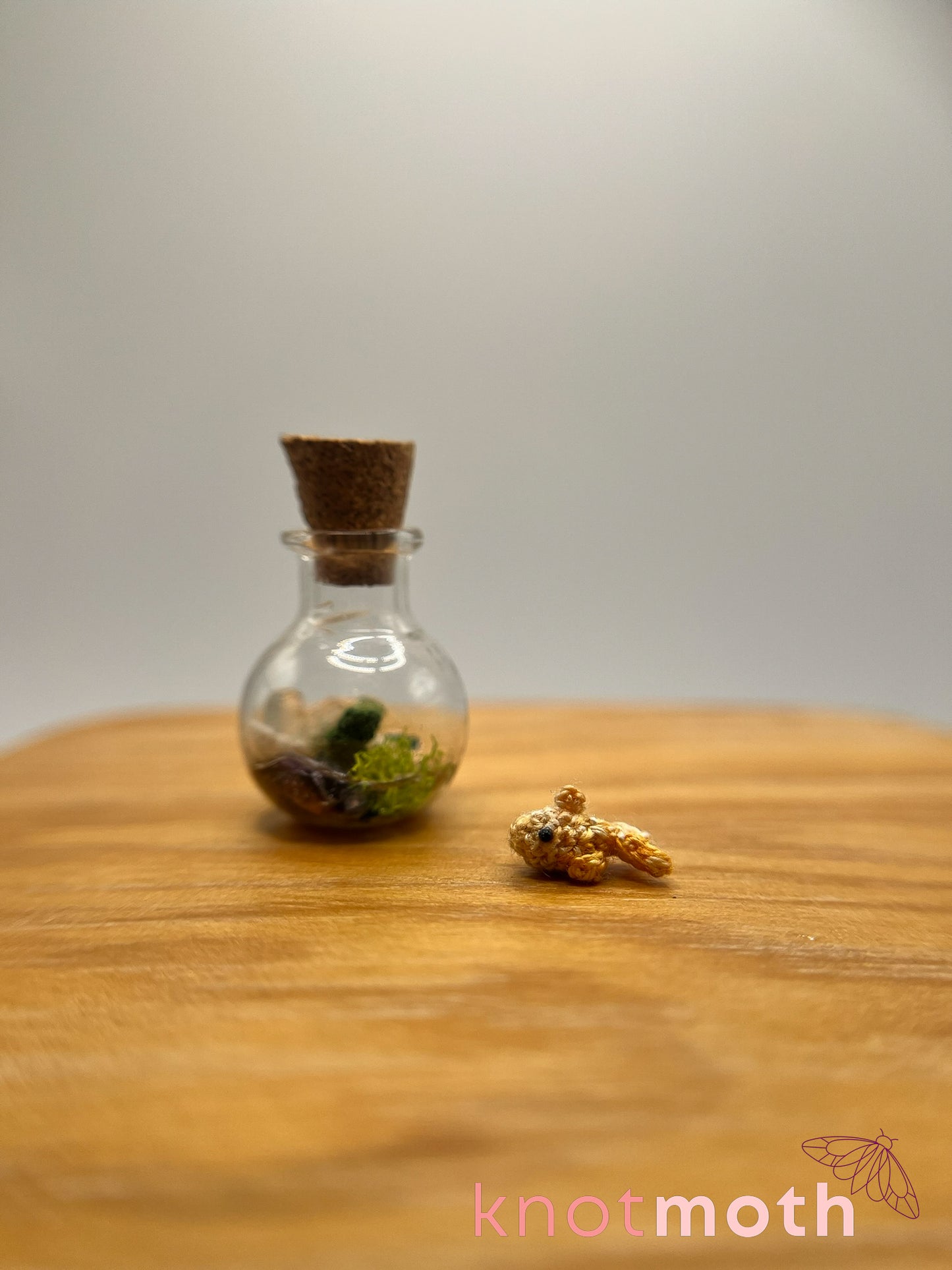 nicole goldfish & seaweed micro crochet trinket jar