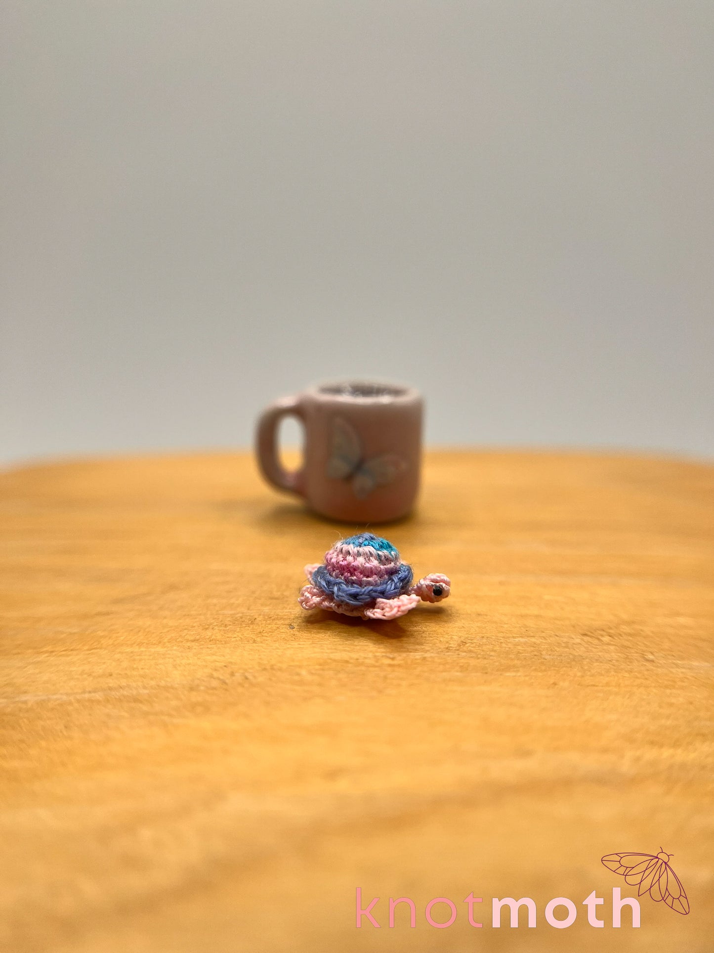 tai turtle micro crochet mug trinket