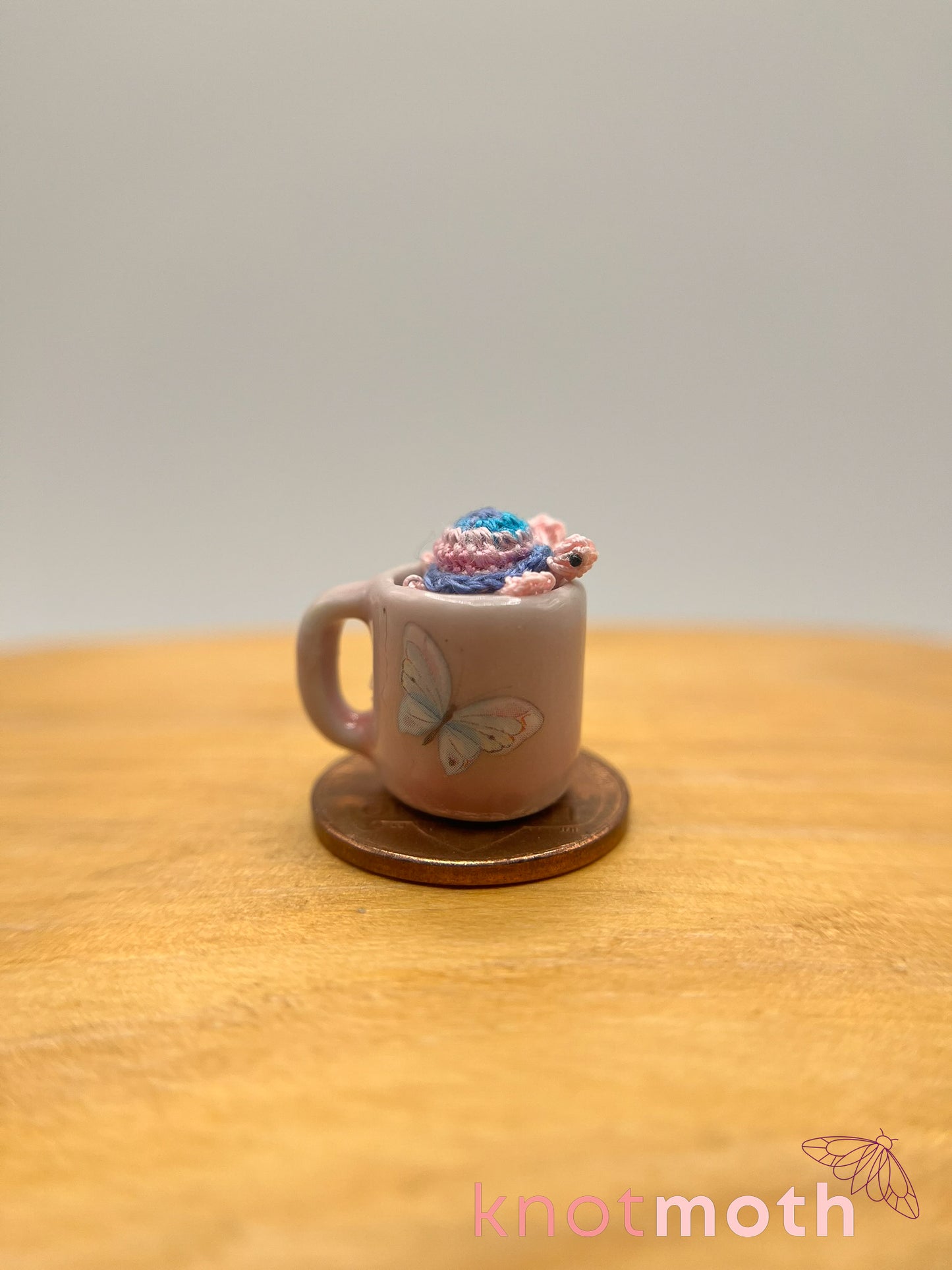 tai turtle micro crochet mug trinket