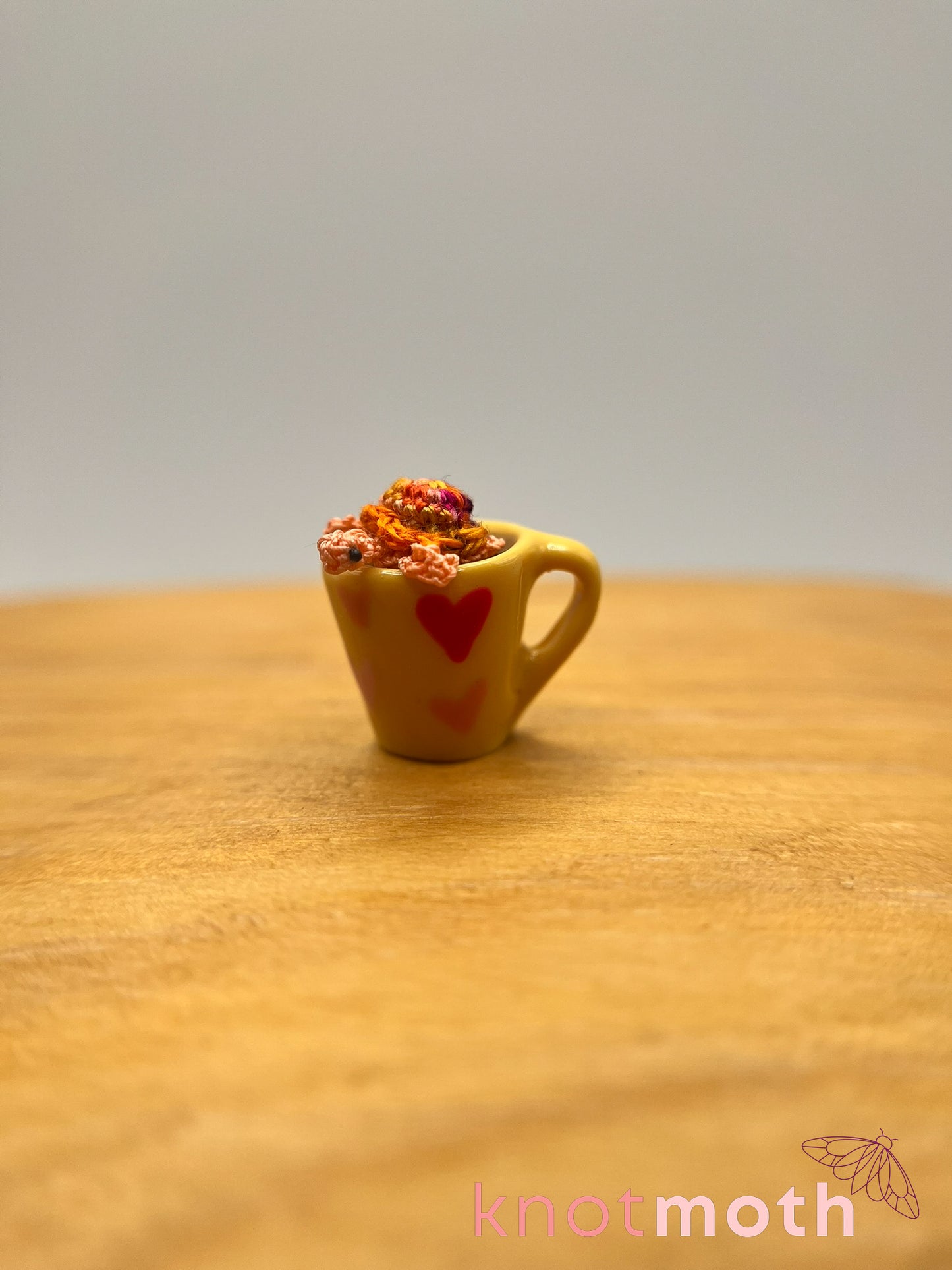 tang turtle micro crochet mug trinket