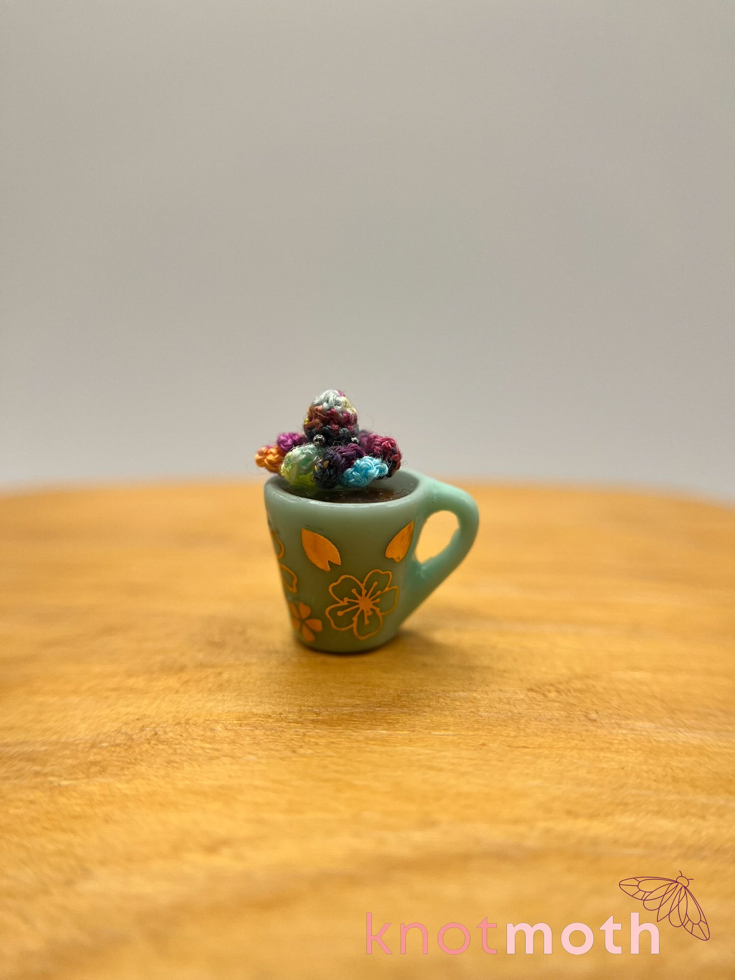 bruce octopus micro crochet mug trinket