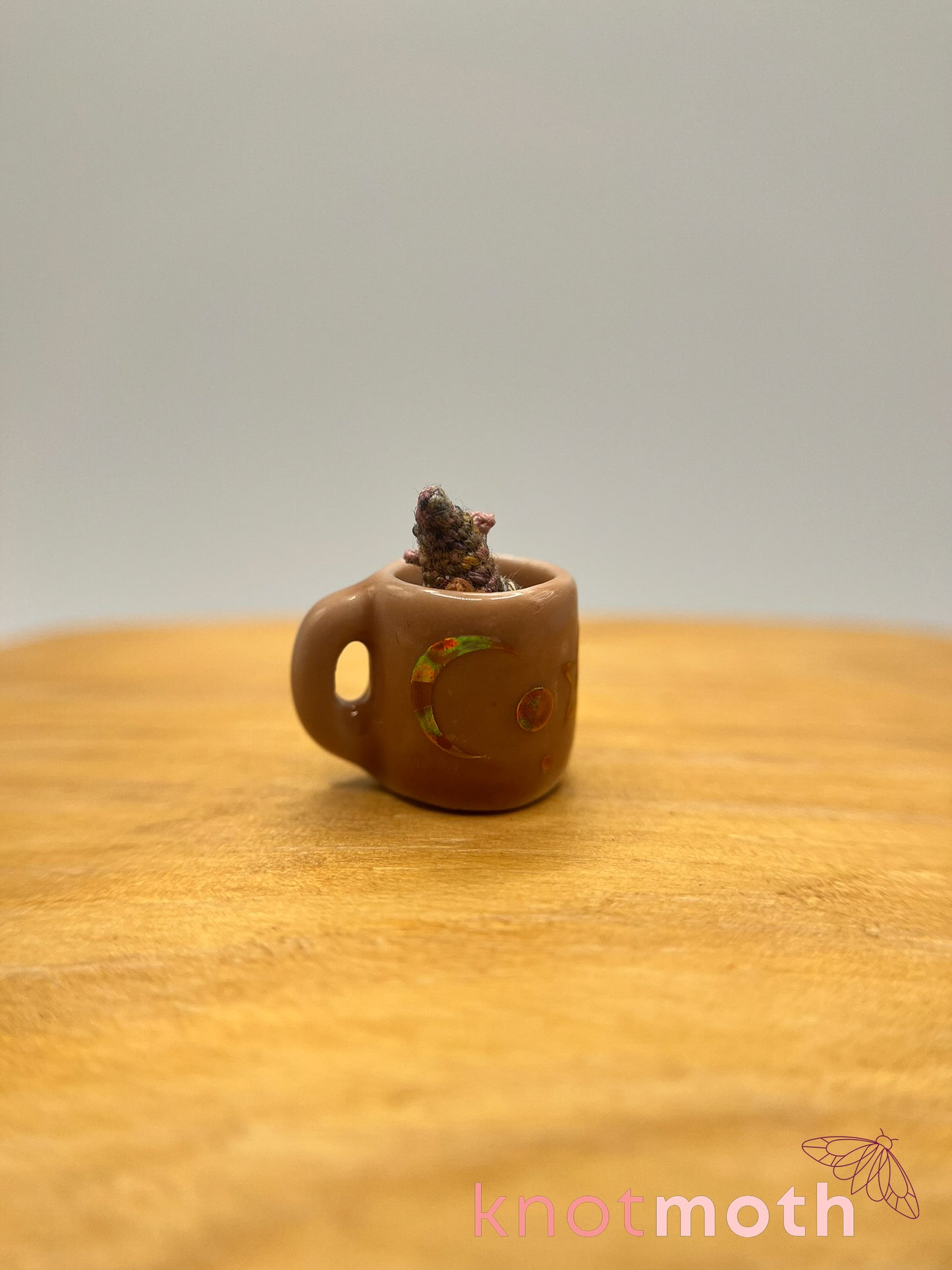 reese rat micro crochet mug trinket