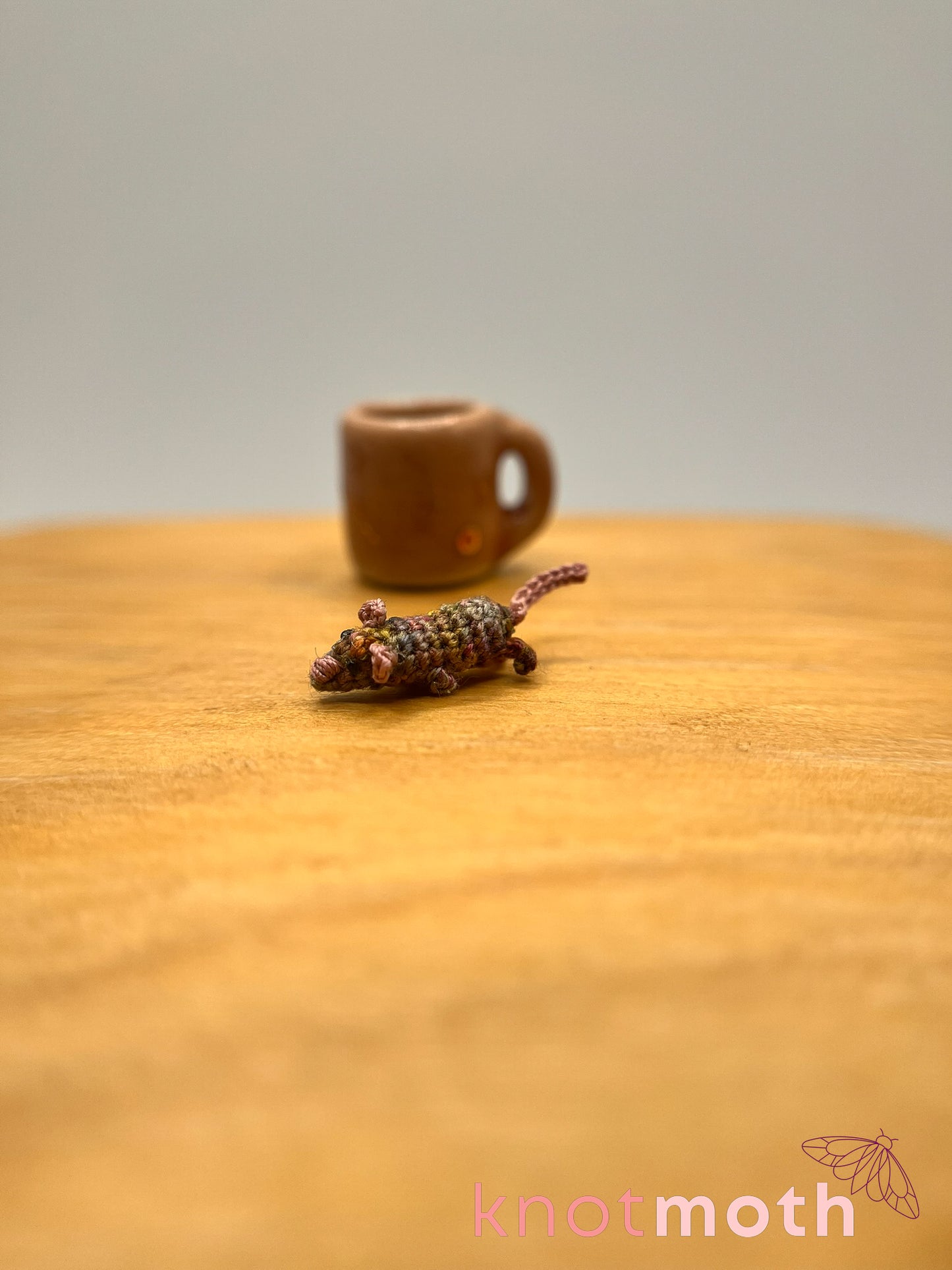 reese rat micro crochet mug trinket