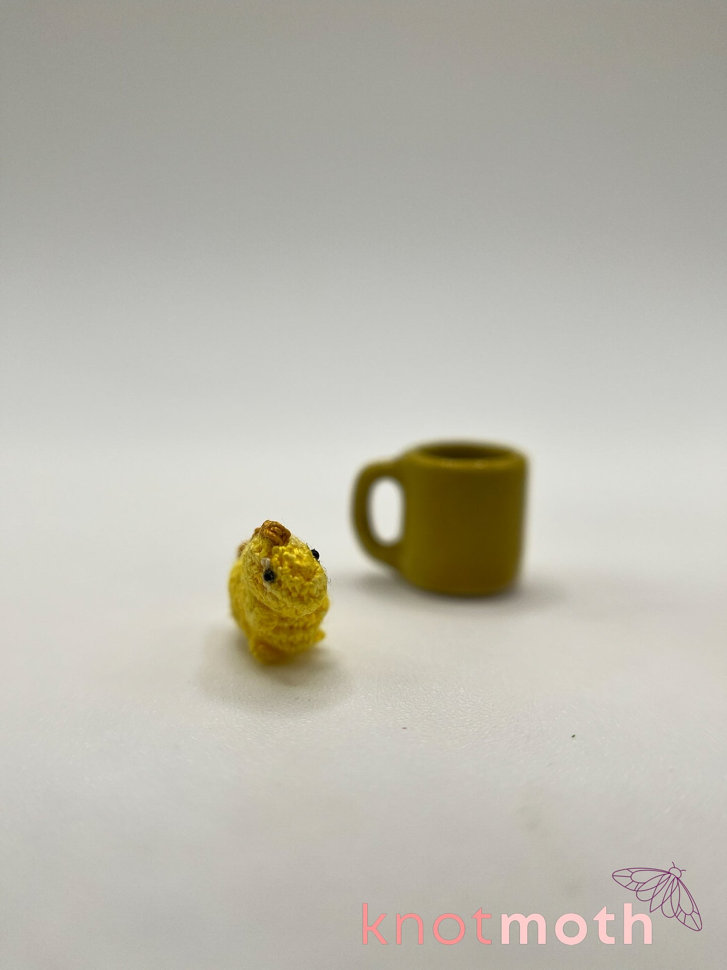 lemon tea-rex micro crochet mug trinket