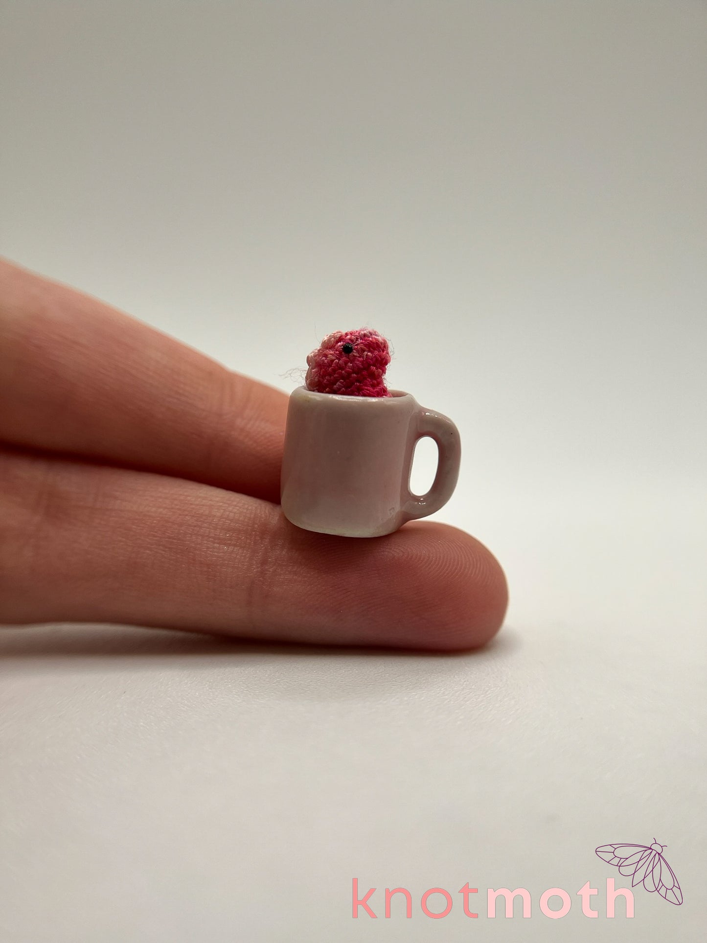 hibiscus tea-rex micro crochet mug trinket