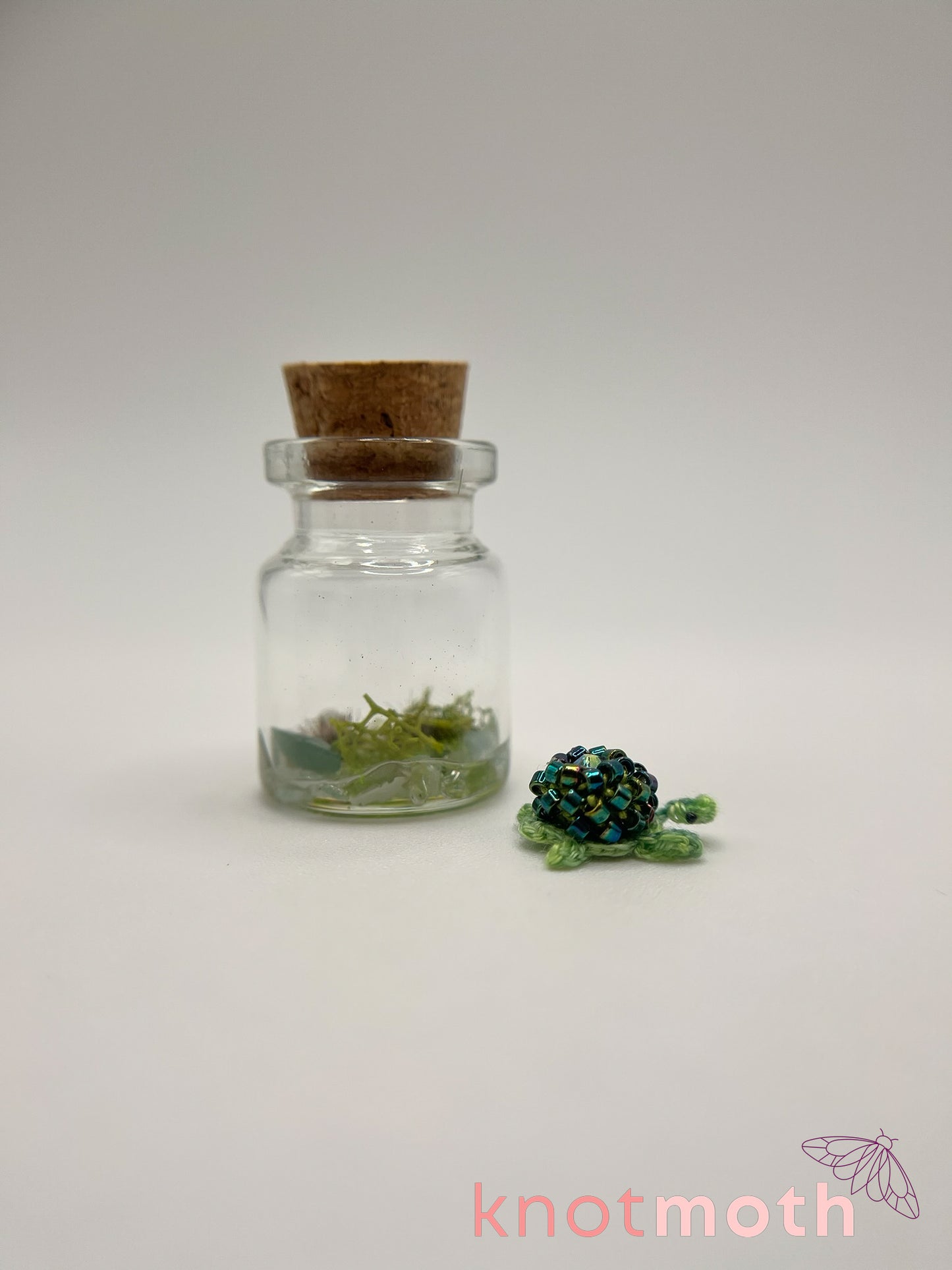 tiffany turtle micro crochet aquarium jar
