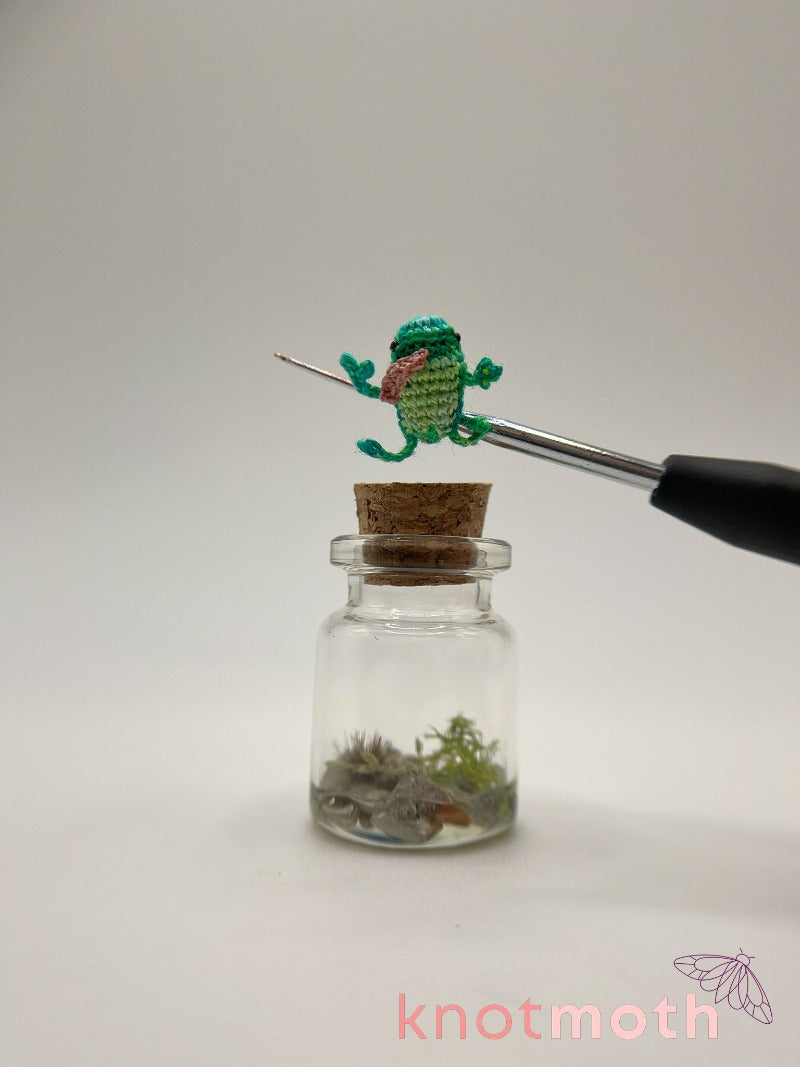 frog (pre-order)