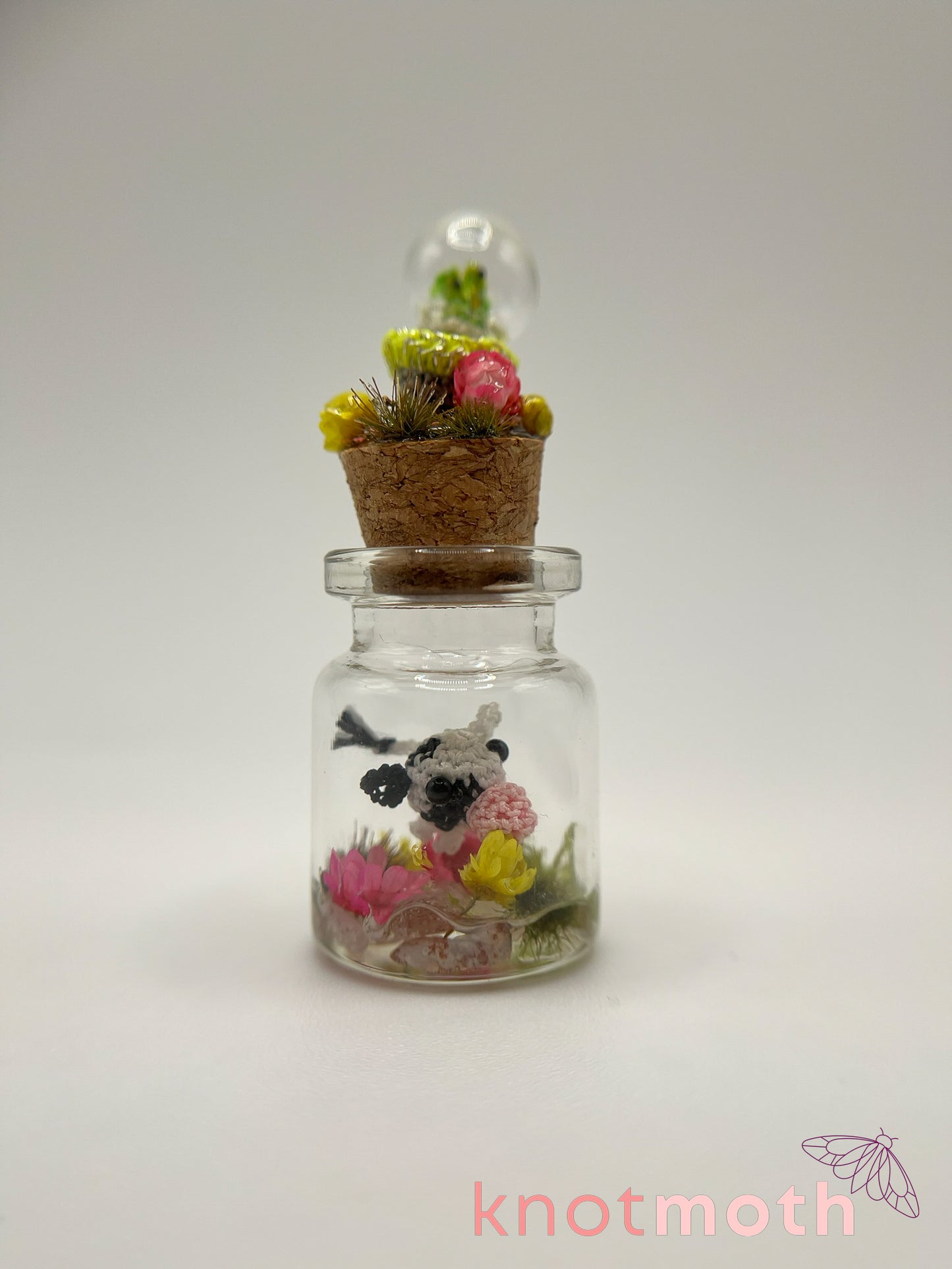 galax alien & chalmer cow abduction micro crochet jar