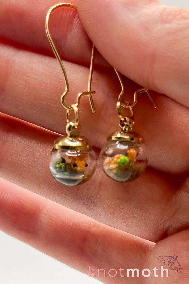 Finn and Gale Goldfish Micro Crochet Globe Dangle Earrings