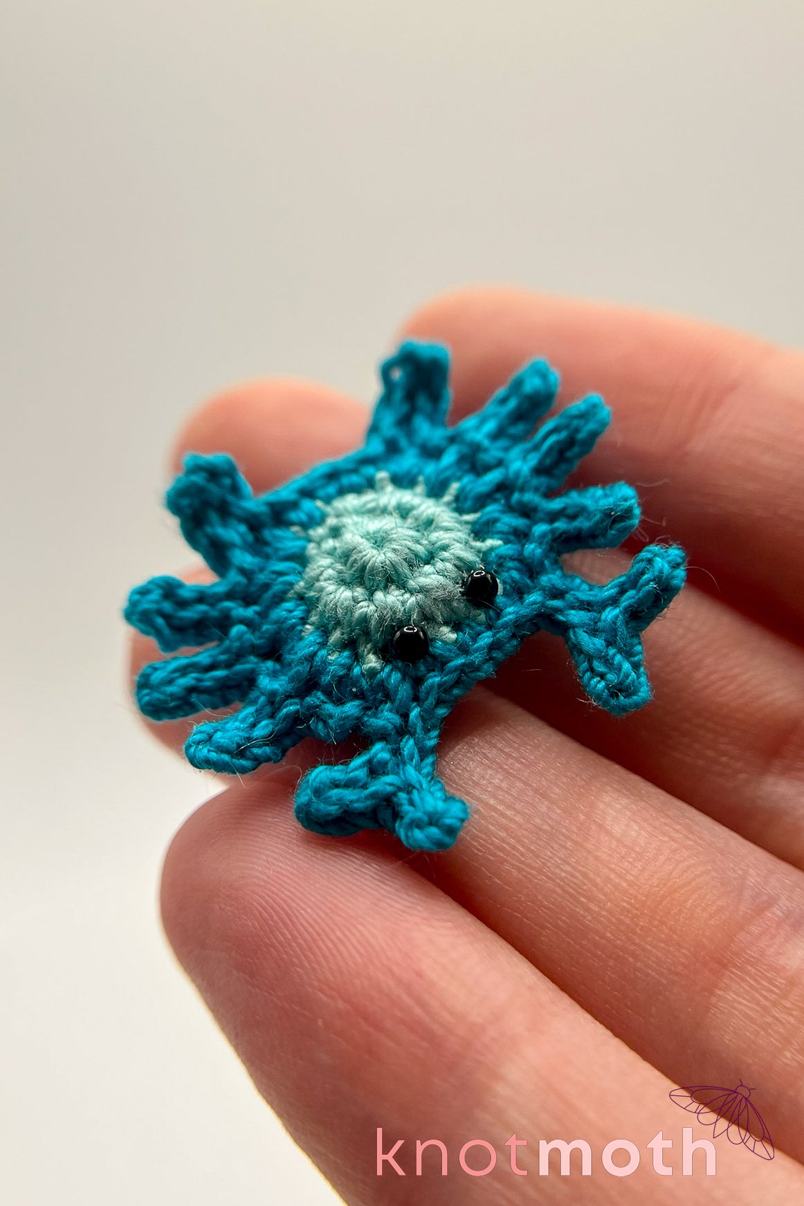 Buddy Blue Crab Micro Crochet Trinket Tin (removable, magnetic)