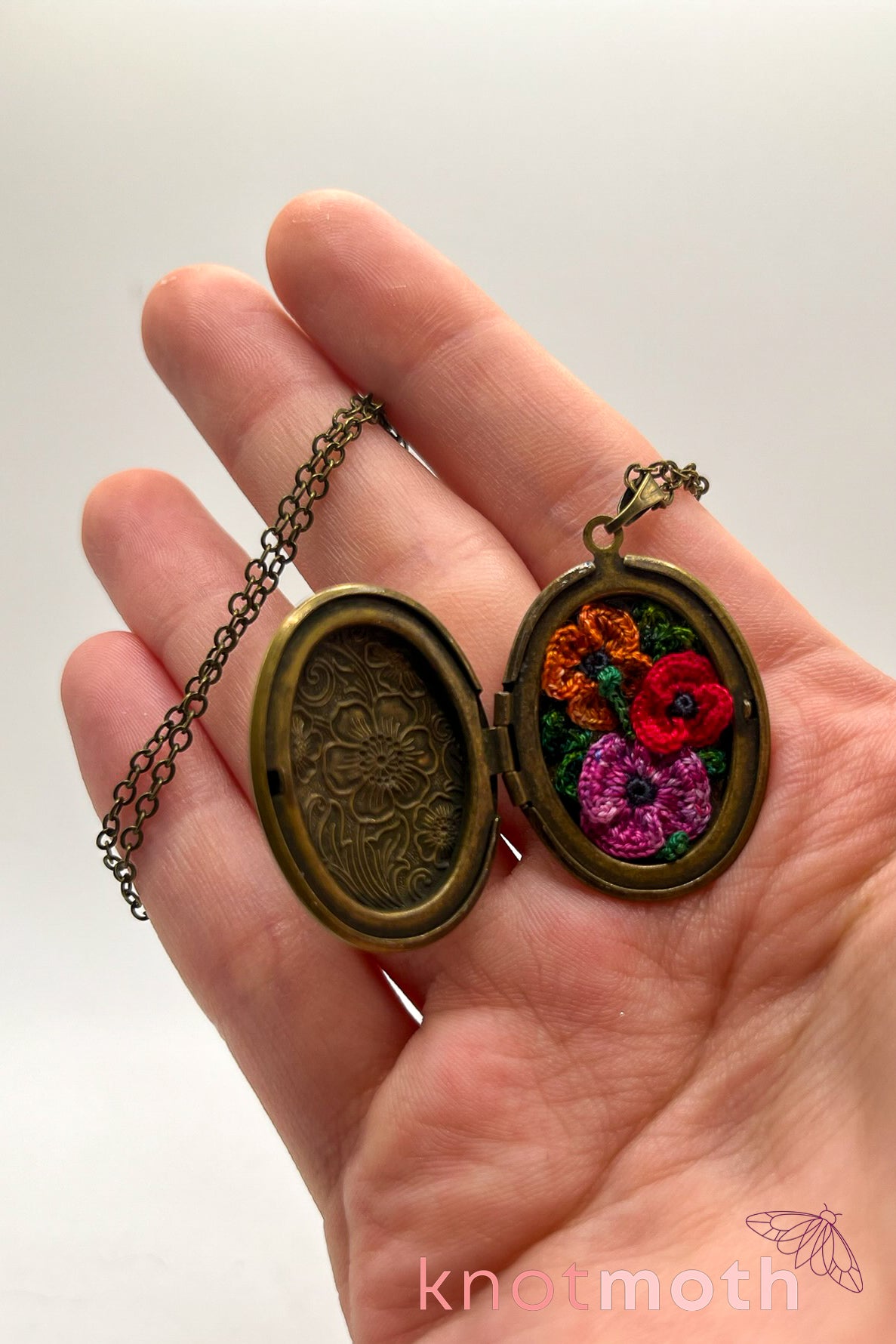 Poppies (remembrance & rest) floriography micro-crochet locket