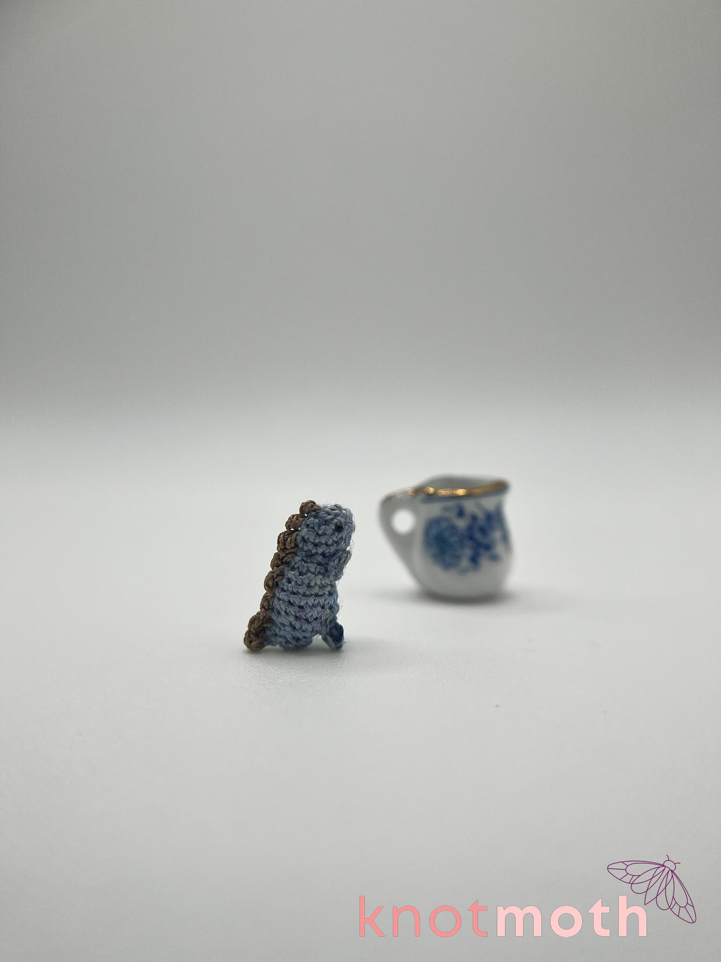 earl grey tea-rex micro crochet mug trinket