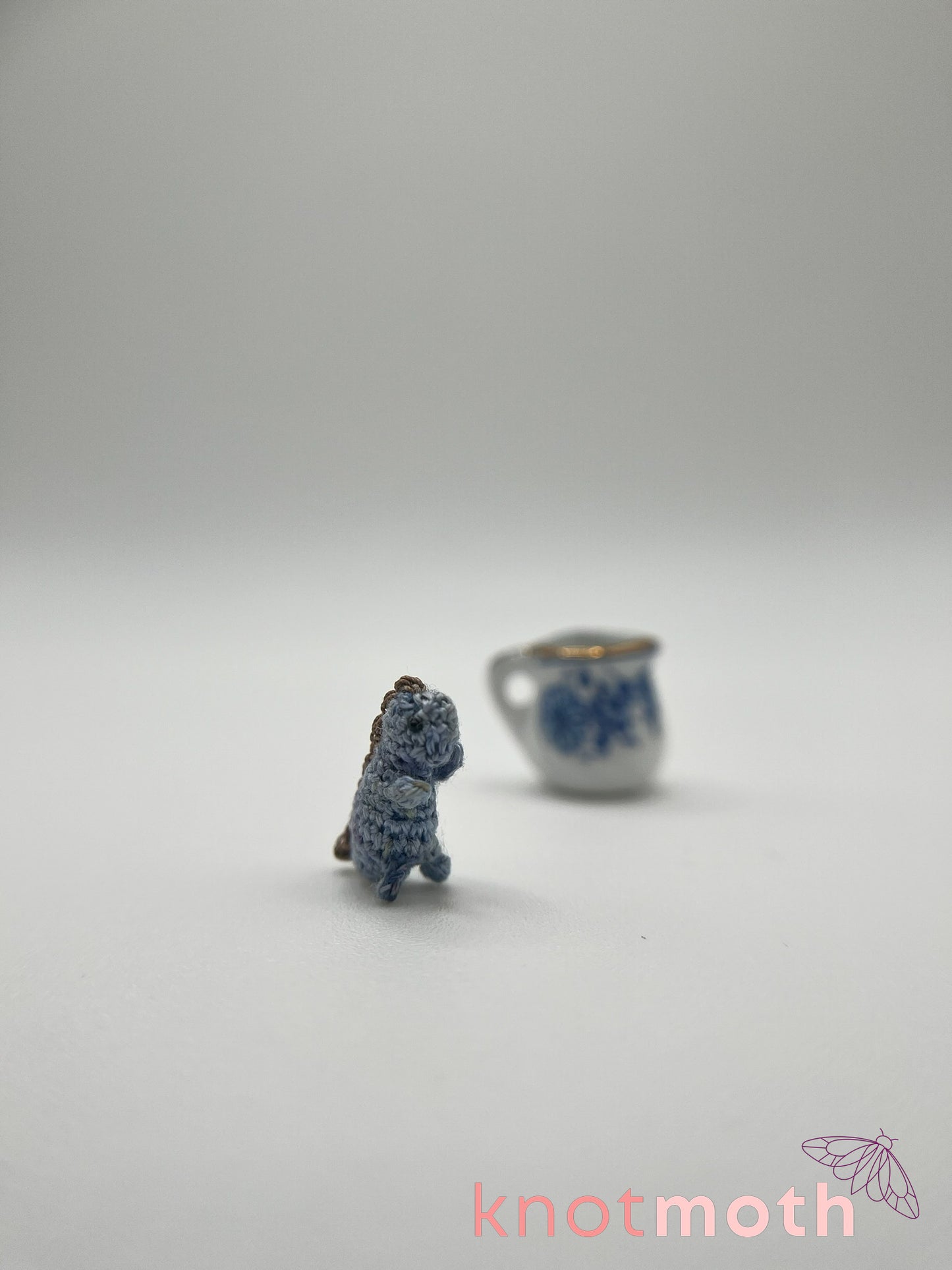 earl grey tea-rex micro crochet mug trinket
