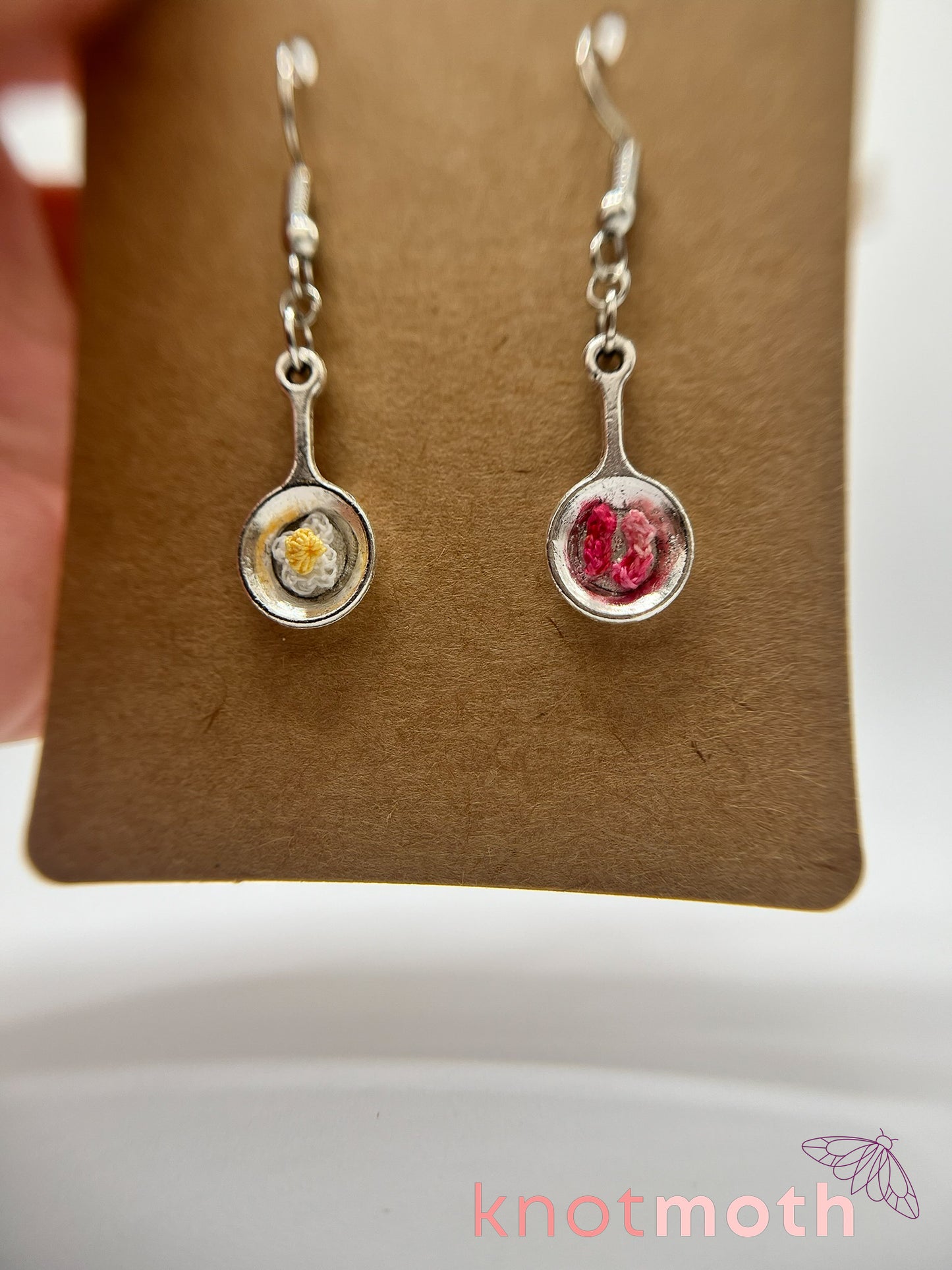 egg & bacon in miniature frying pan micro crochet earrings