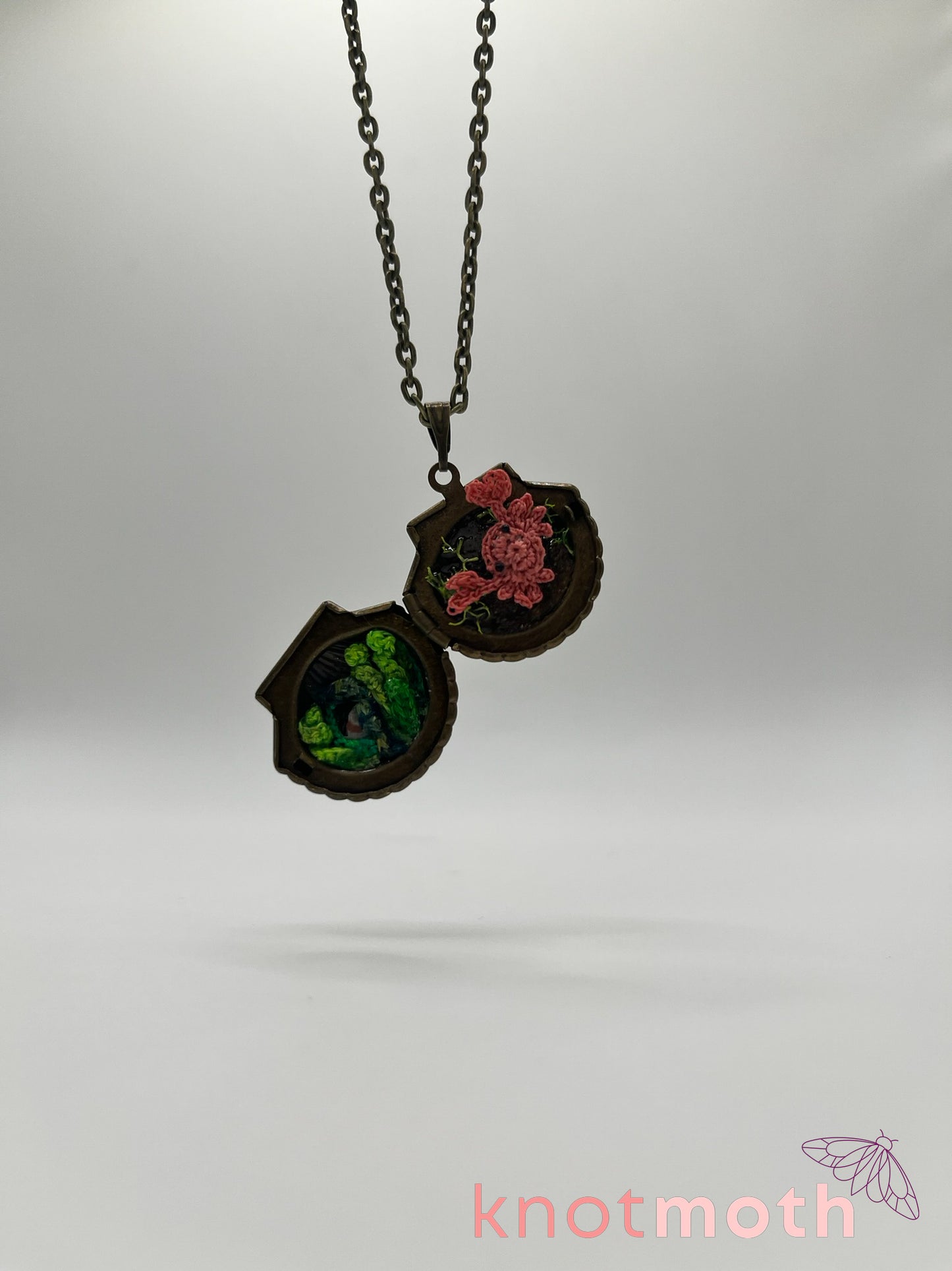 gabi crab micro crochet locket