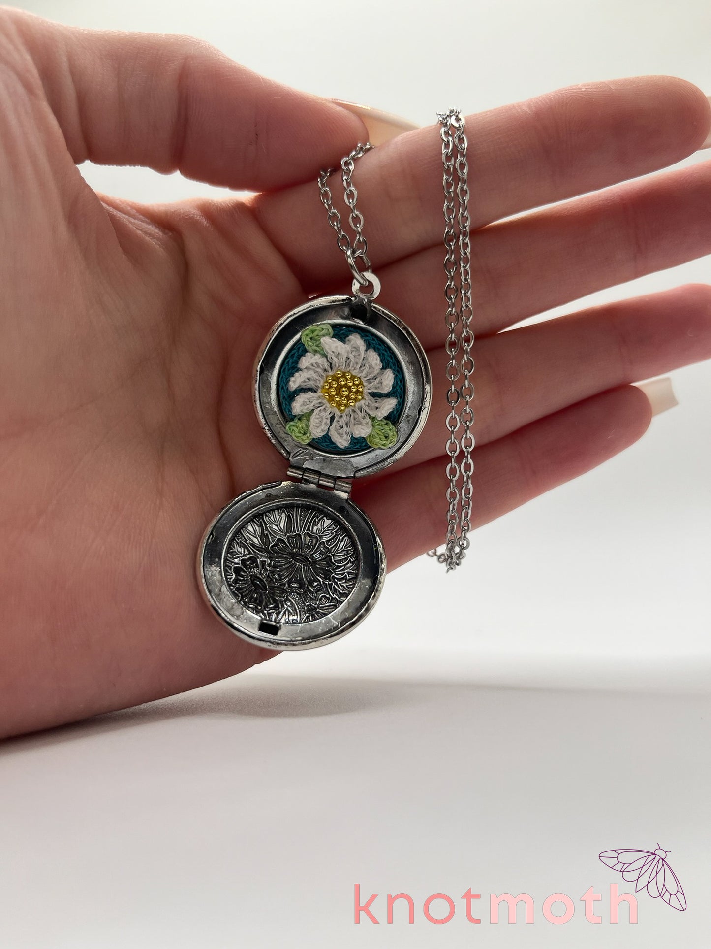 daisy floriography micro crochet locket