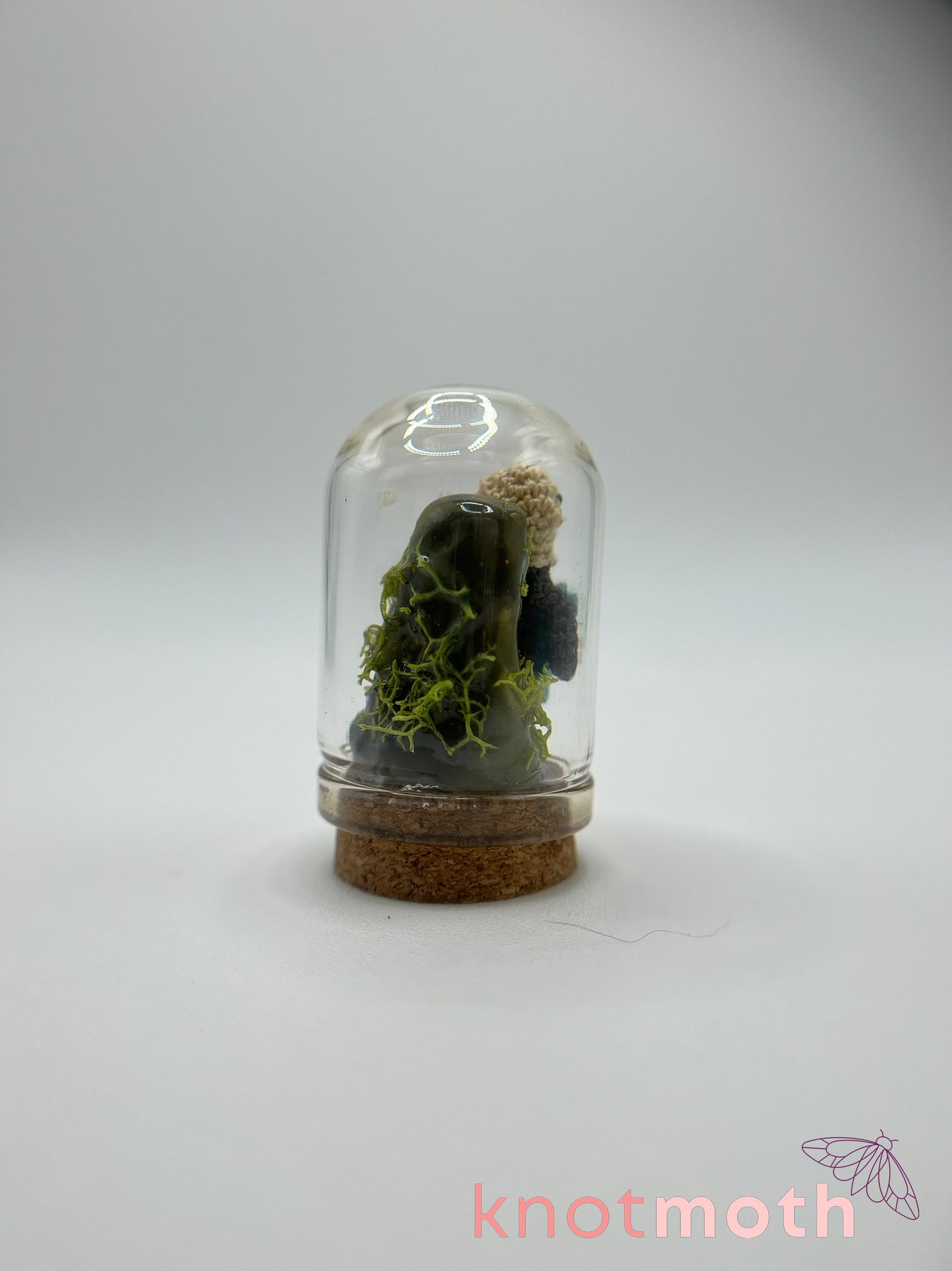 todd otter micro crochet cloche jar