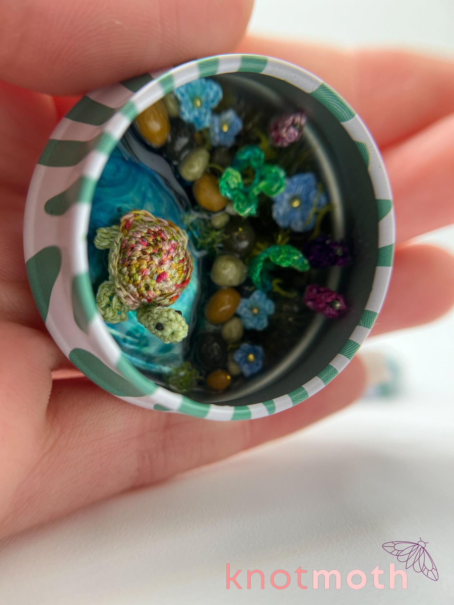 tashi turtle & garden pond scene micro crochet tin