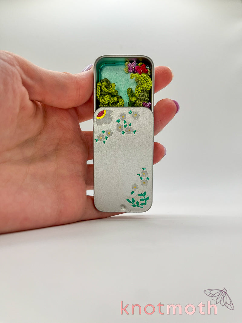 penny panda · bamboo & azaleas mini tin