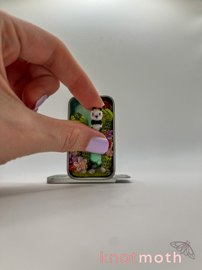 penny panda · bamboo & azaleas mini tin