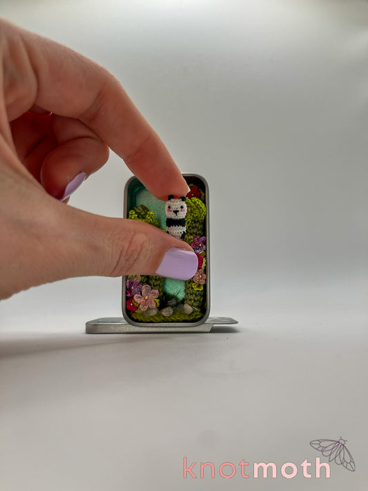 penny panda · bamboo & azaleas mini tin