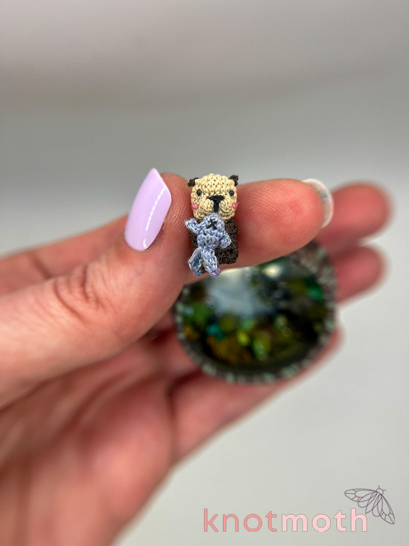 ernest otter & frank fish · lazy river mini tin