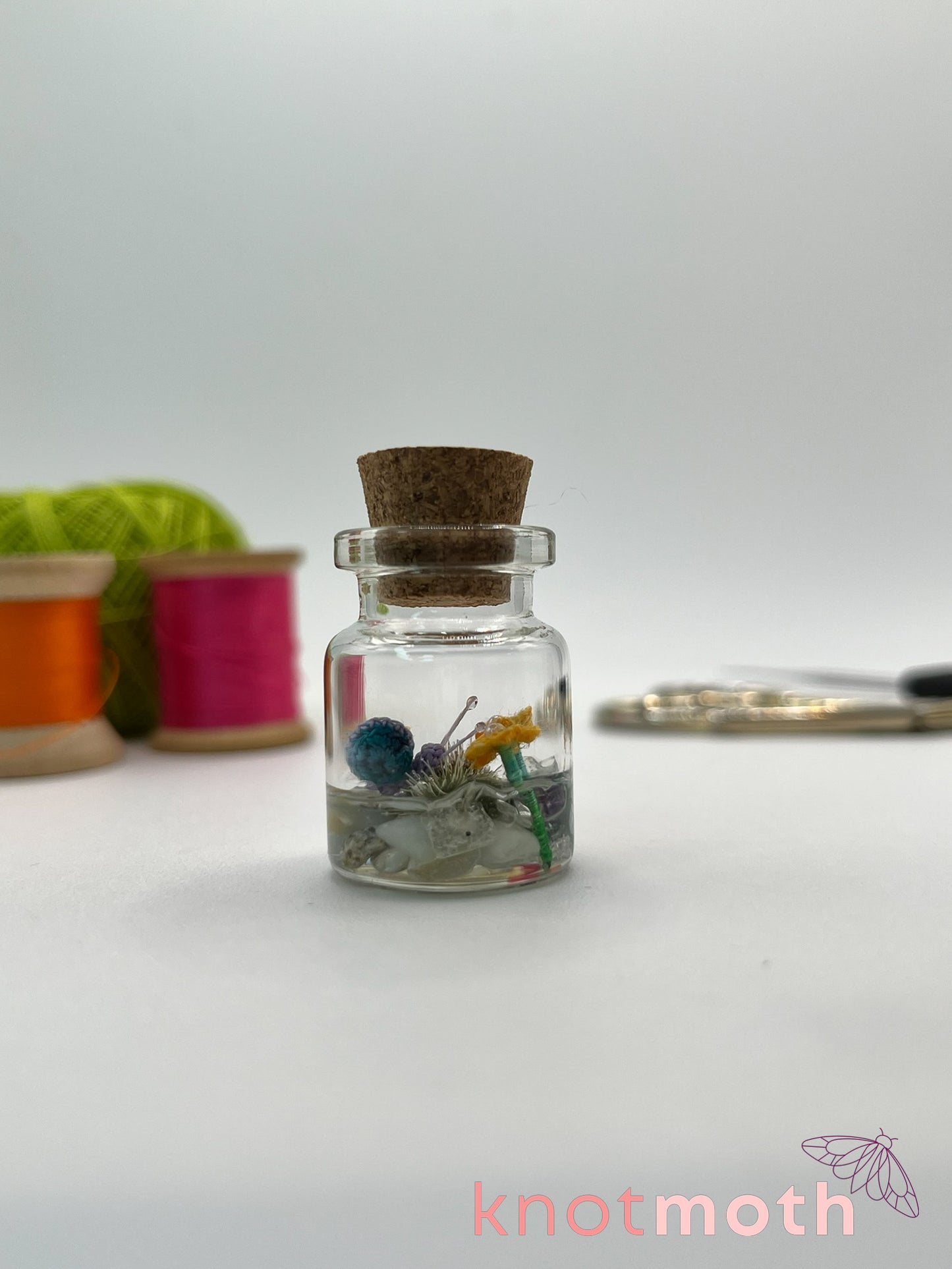 shae snail micro crochet jar with yellow daisies