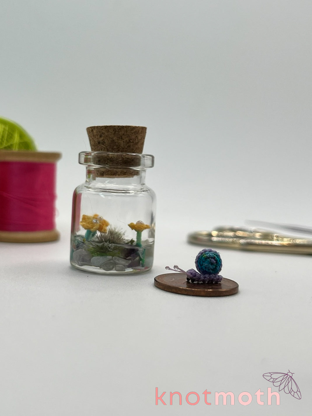 shae snail micro crochet jar with yellow daisies