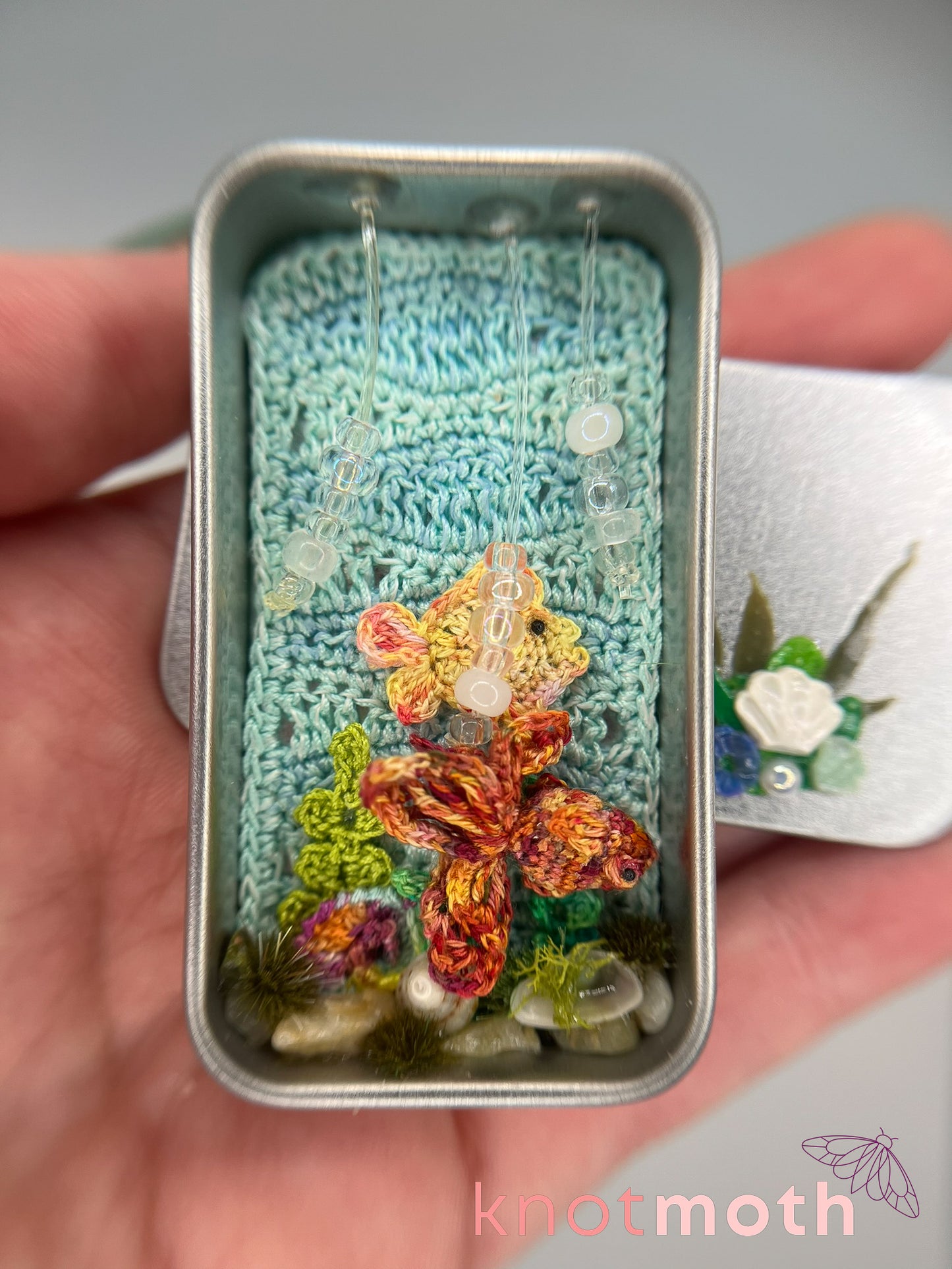gabbi goldfish · underwater mini tin