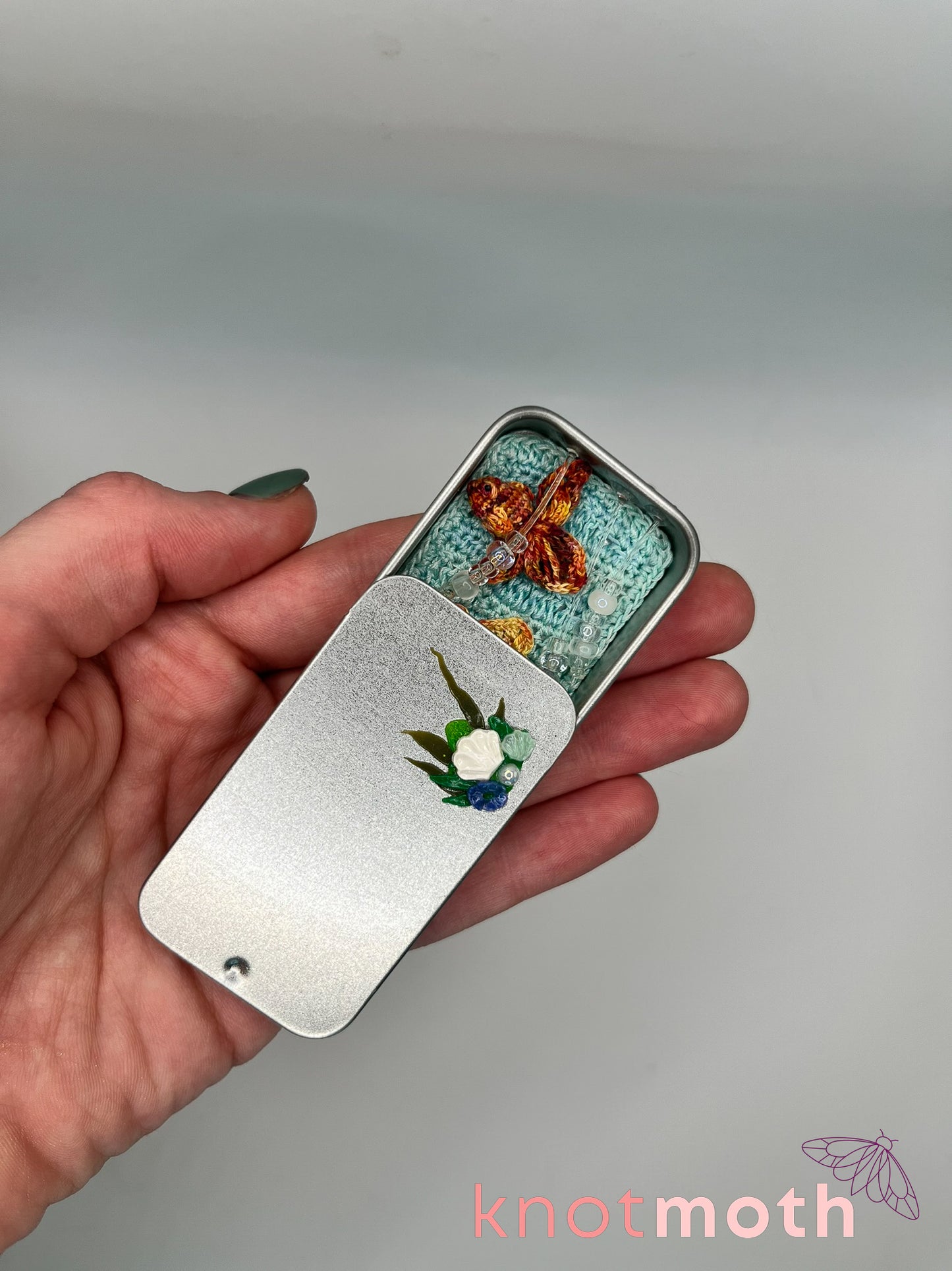 gabbi goldfish · underwater mini tin