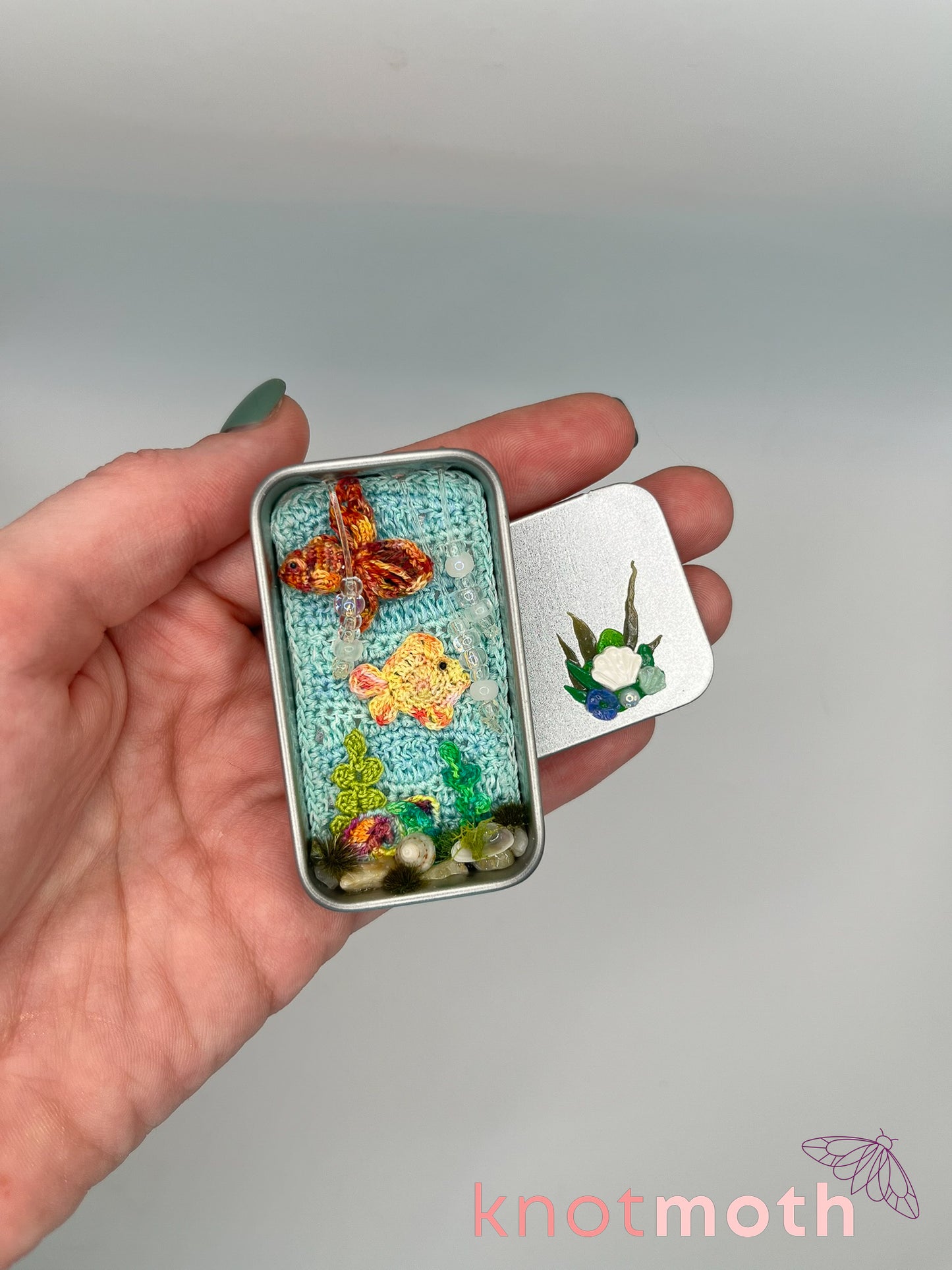 gabbi goldfish · underwater mini tin