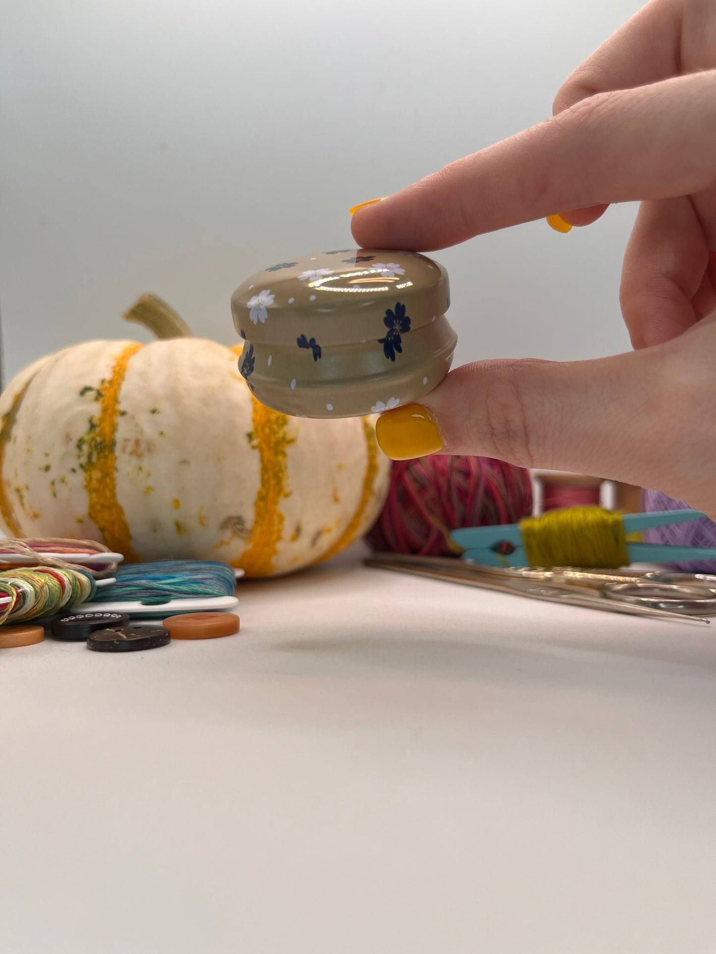 Christine birdie · flower meadow mini tin