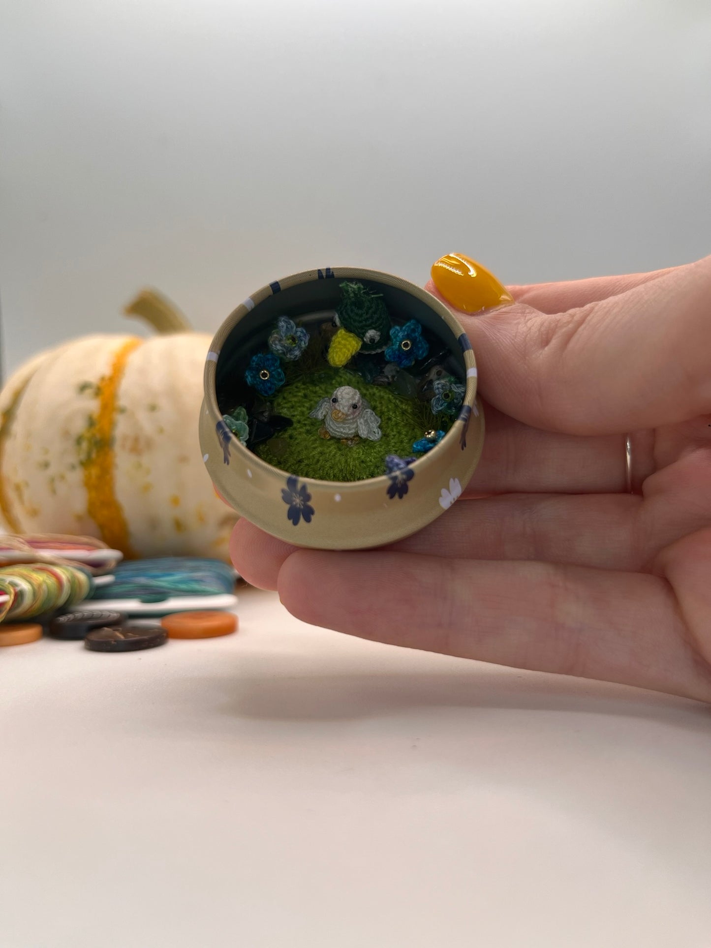 Christine birdie · flower meadow mini tin