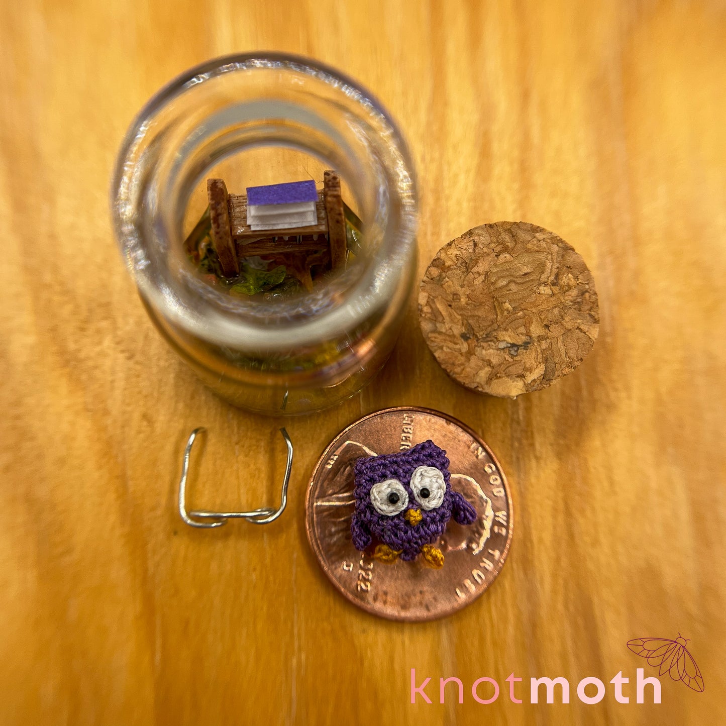 Octavia Owl Micro Crochet Library Terrarium Jar (removable, magnetic)