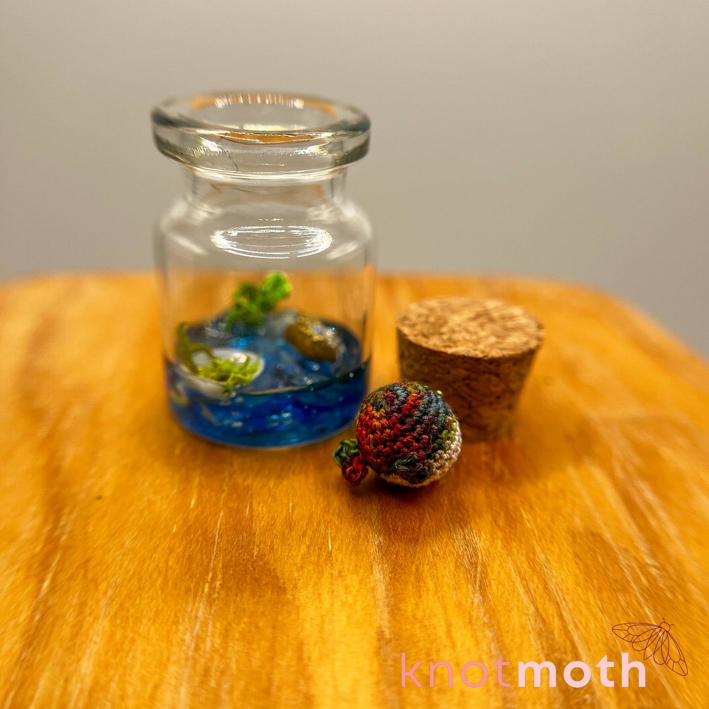 Winona Whale Micro Crochet Aquarium Jar (removable, magnetic)
