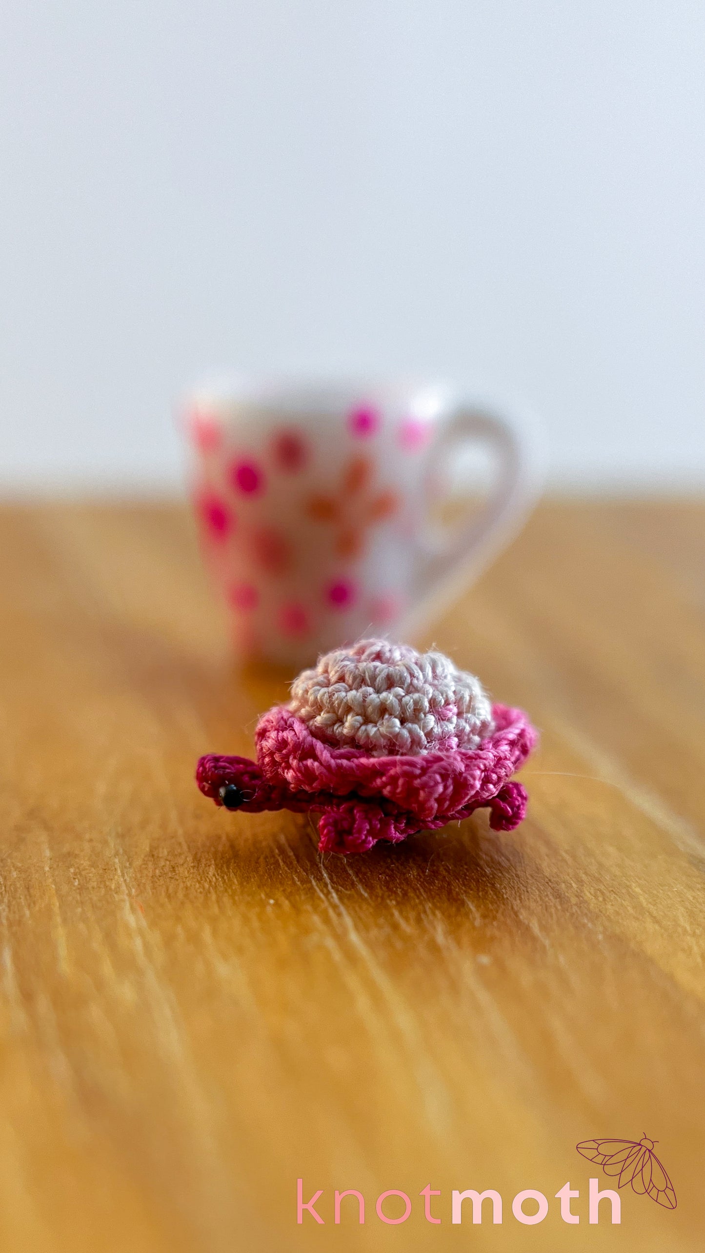 Taloa Tortoise Micro Crochet Mug (Magnetic, Removable)